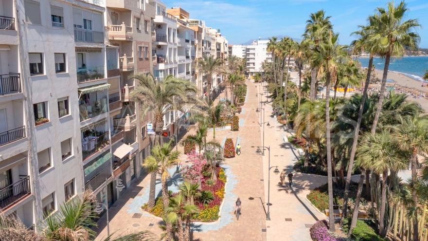 Apartamento with 3 bedrooms a la venta in Estepona Casco Antiguo