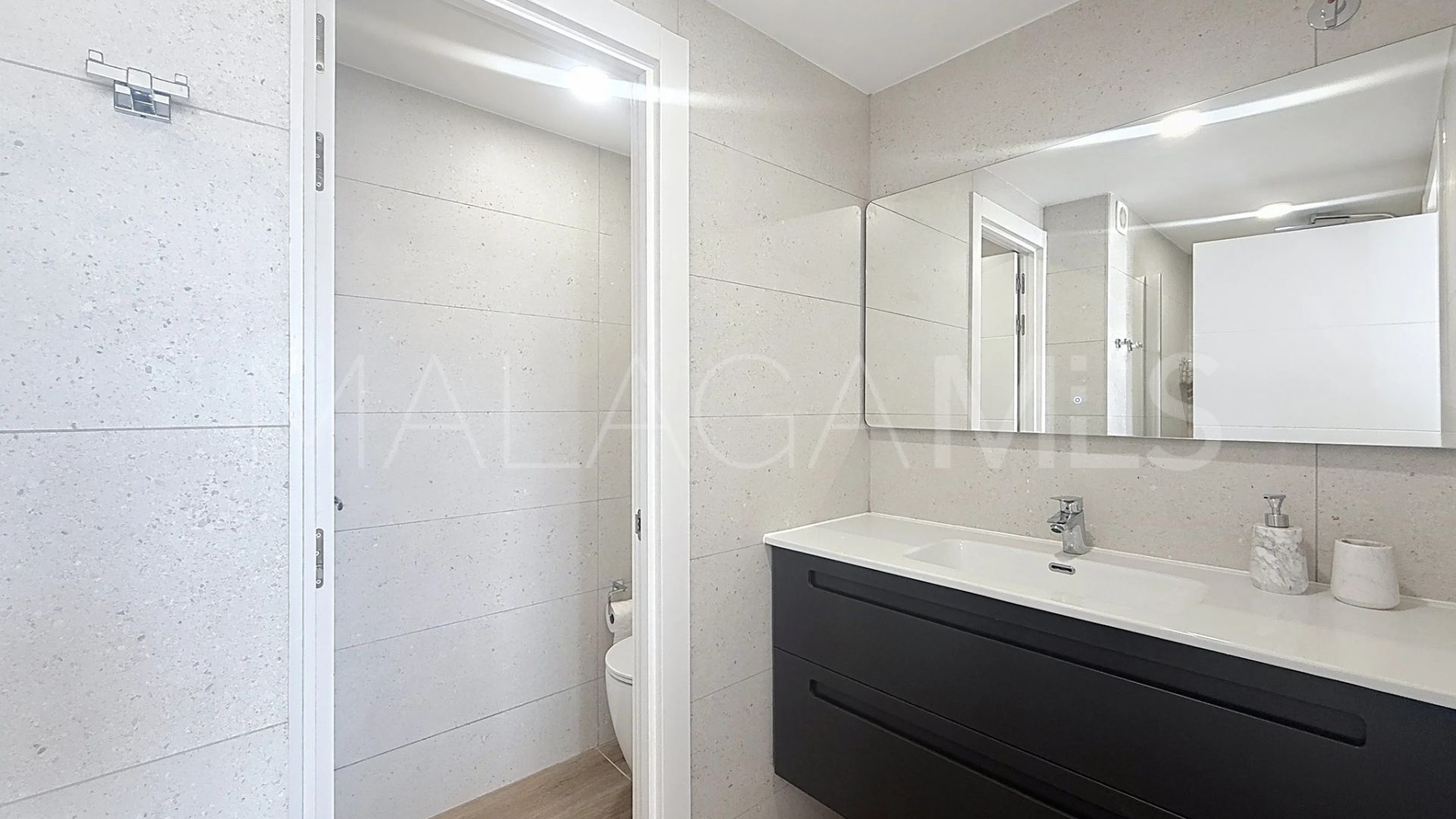 Appartement for sale in Estepona Puerto
