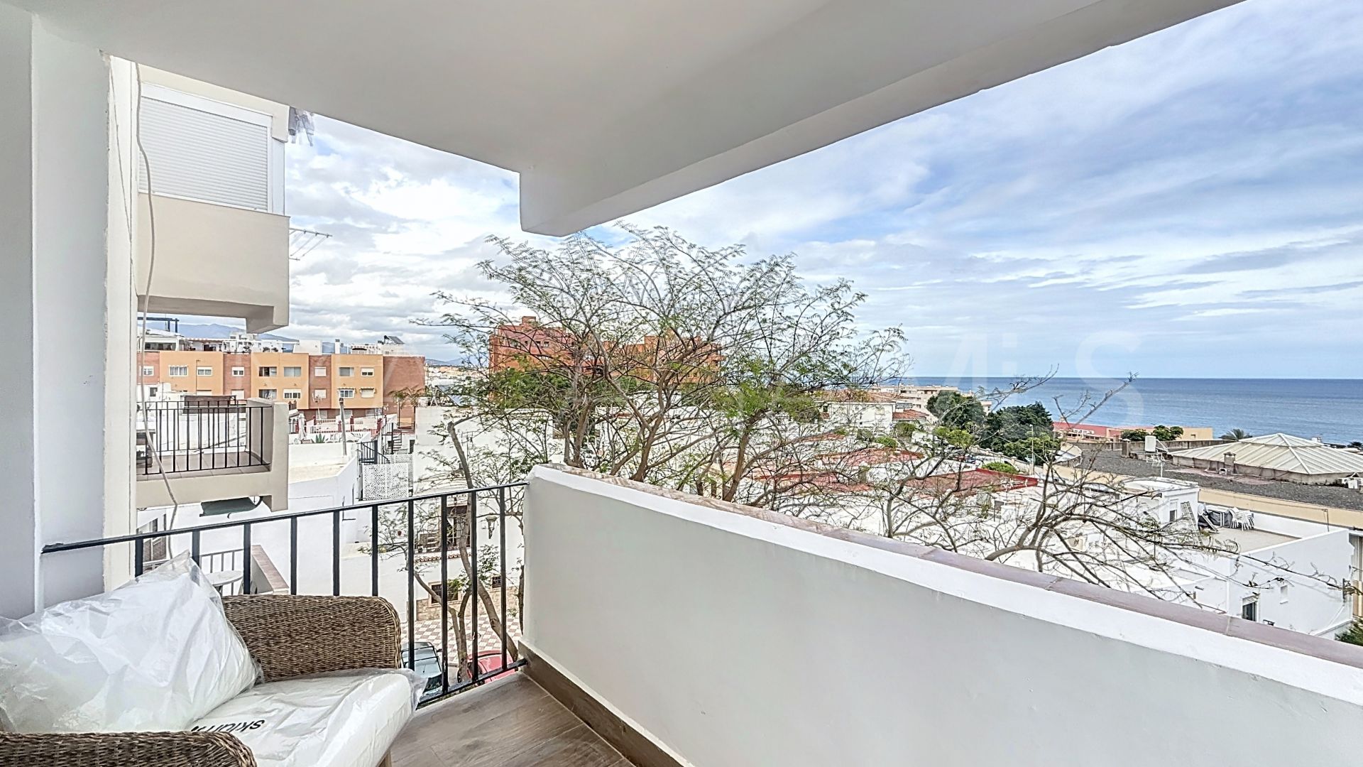 Appartement for sale in Estepona Puerto