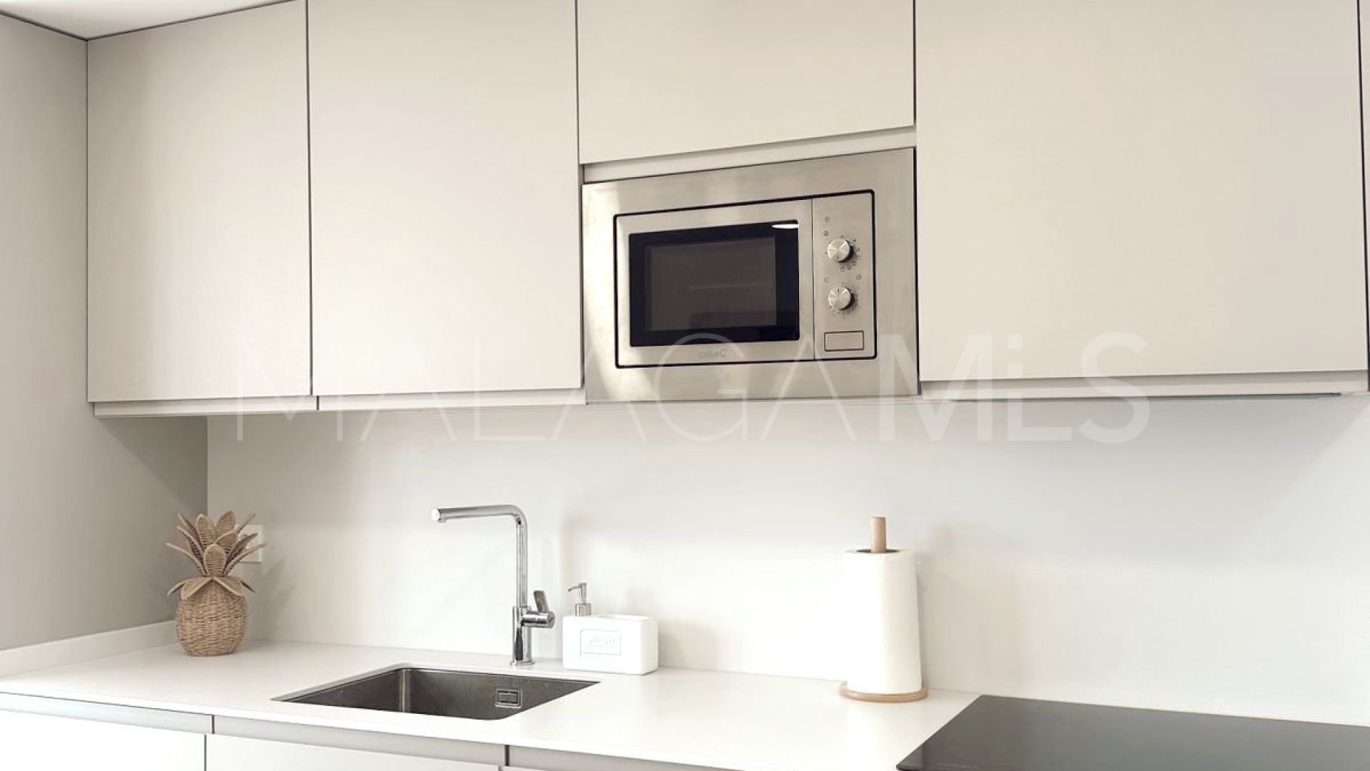Appartement for sale in Estepona Puerto