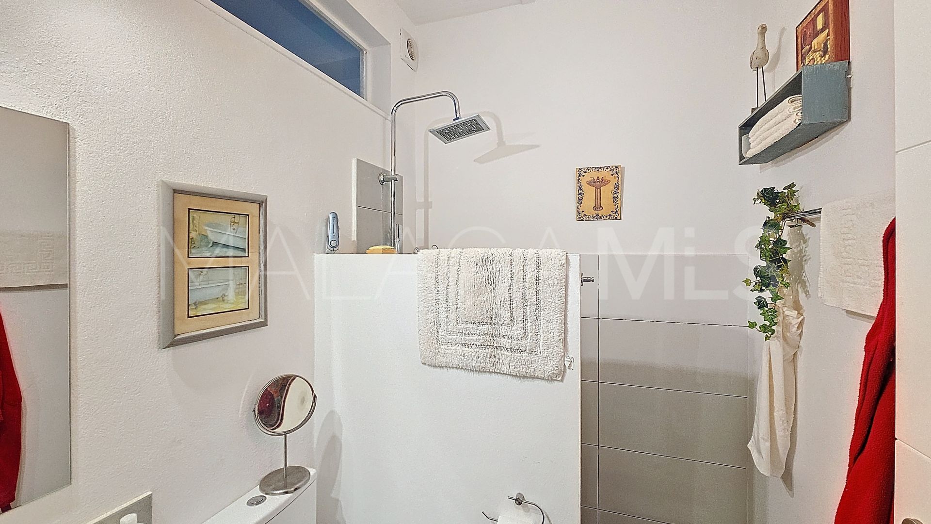 Buy adosado de 2 bedrooms in Estepona Casco Antiguo