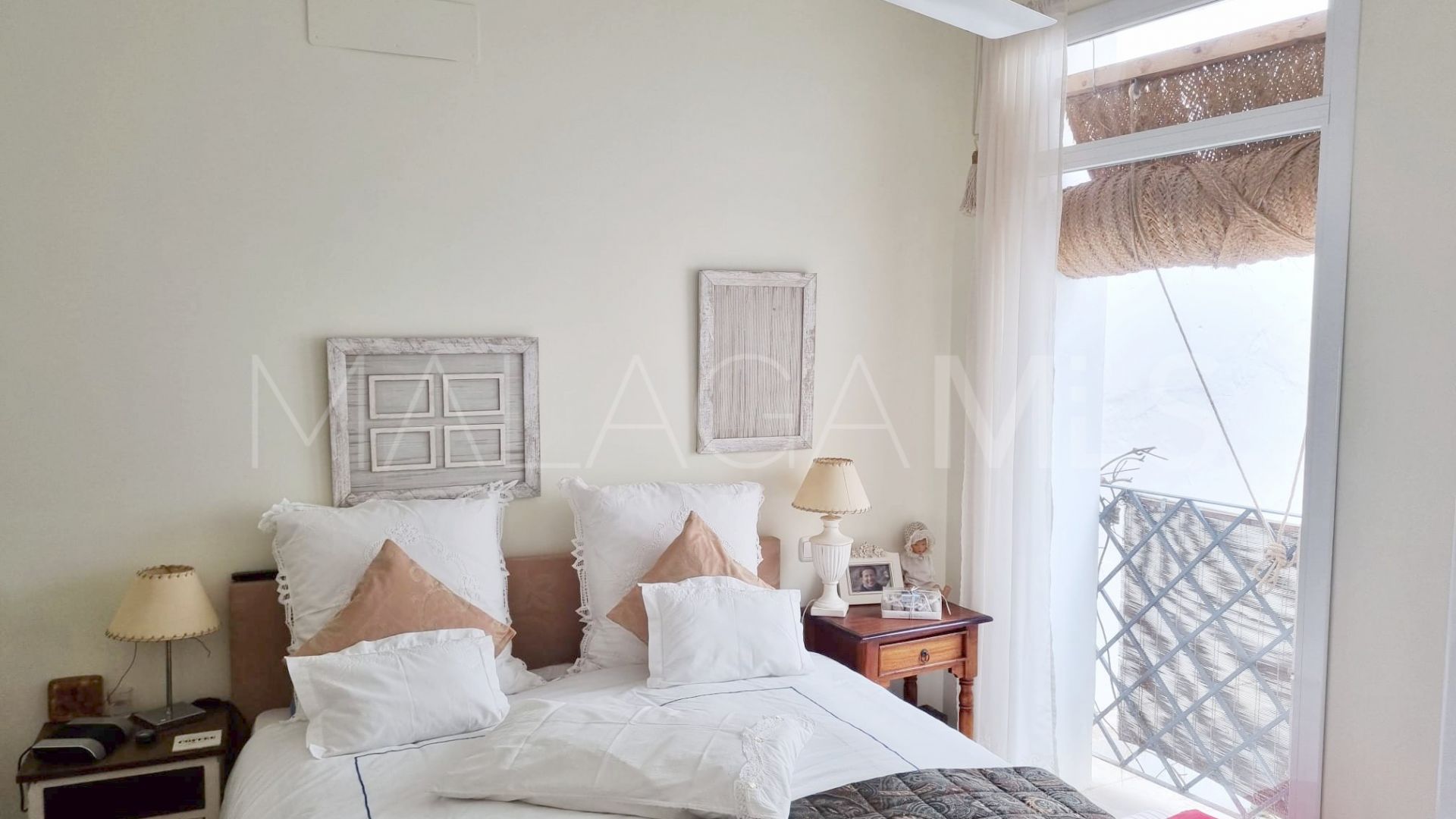 Buy adosado de 2 bedrooms in Estepona Casco Antiguo