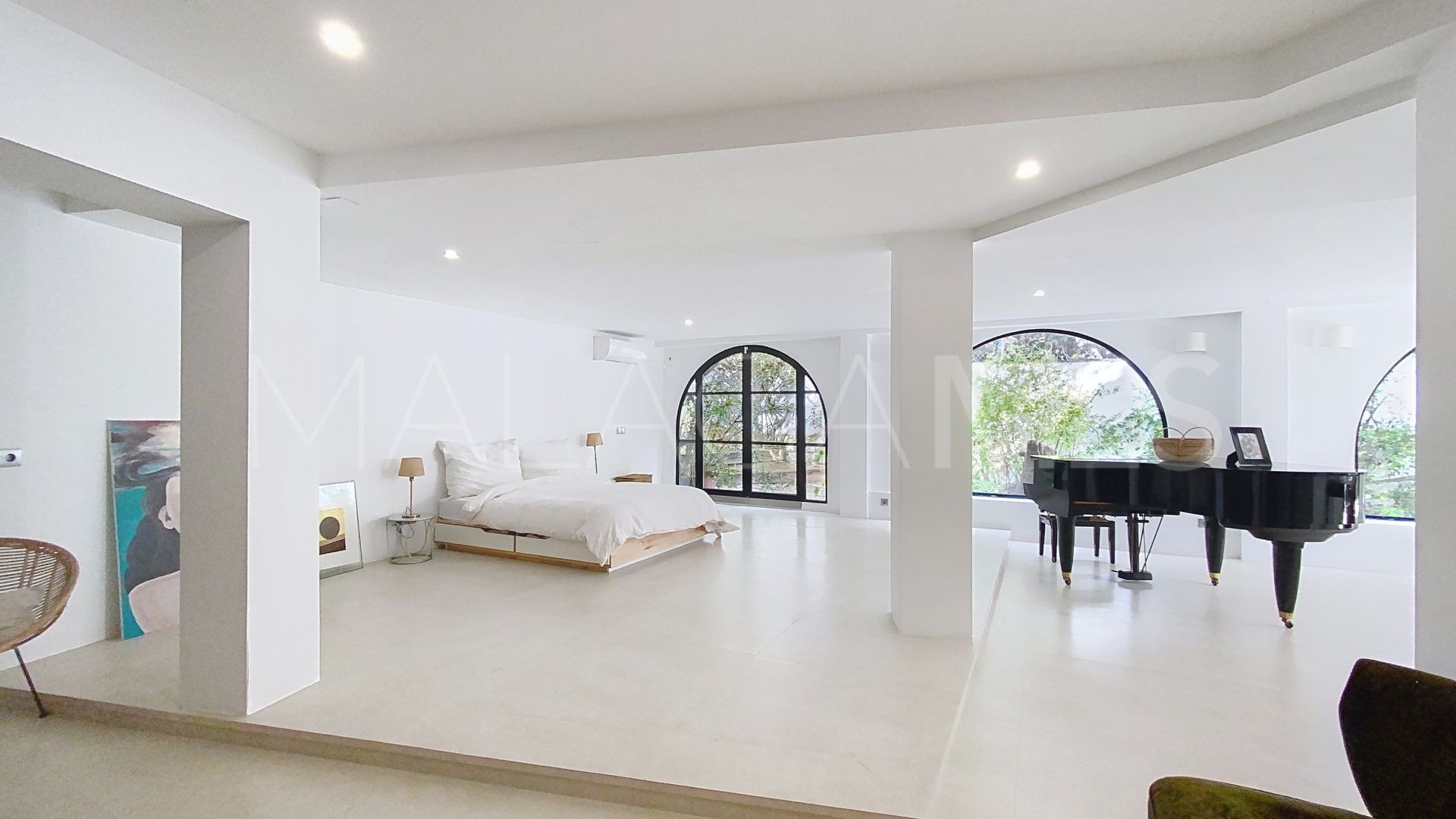 Villa for sale in Atalaya