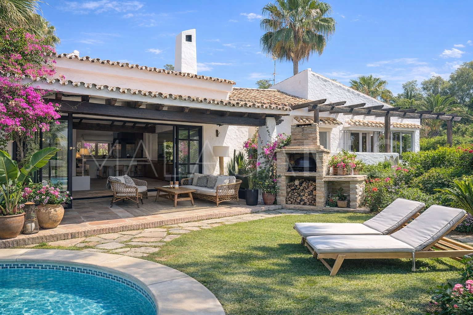 Villa for sale in Atalaya