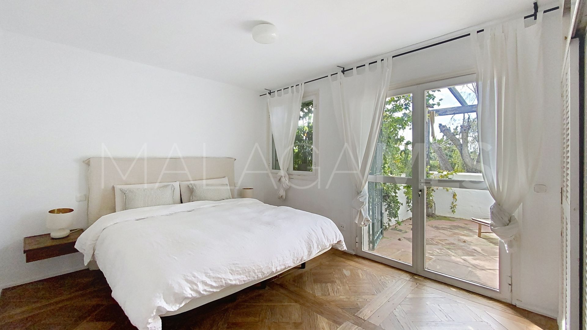 Villa for sale in Atalaya