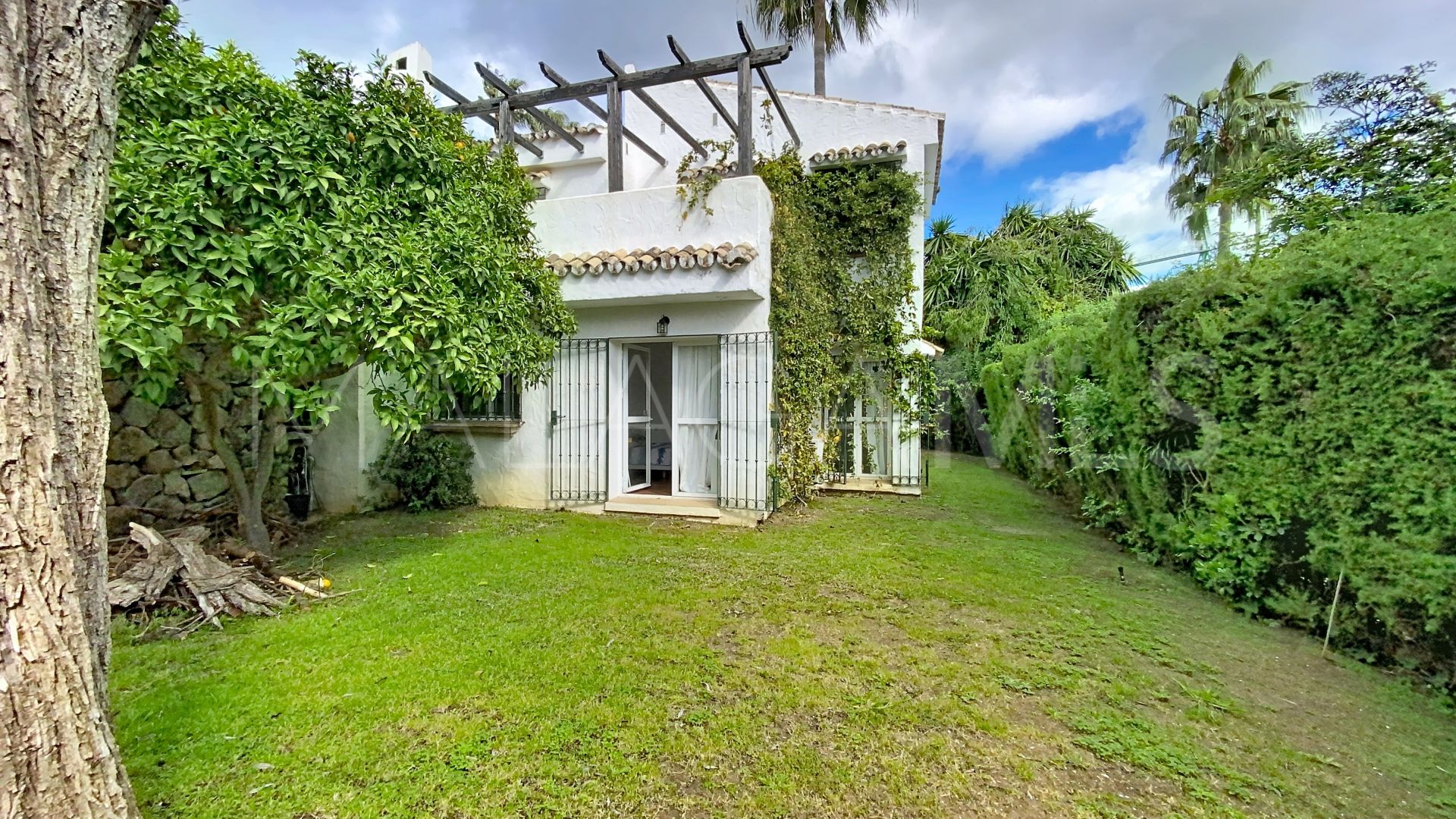 Villa for sale in Atalaya