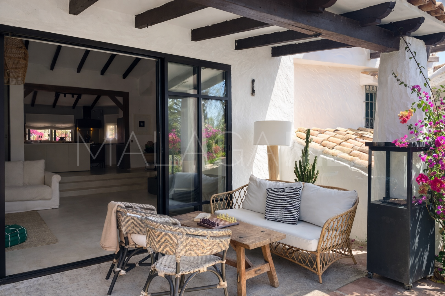 Villa for sale in Atalaya