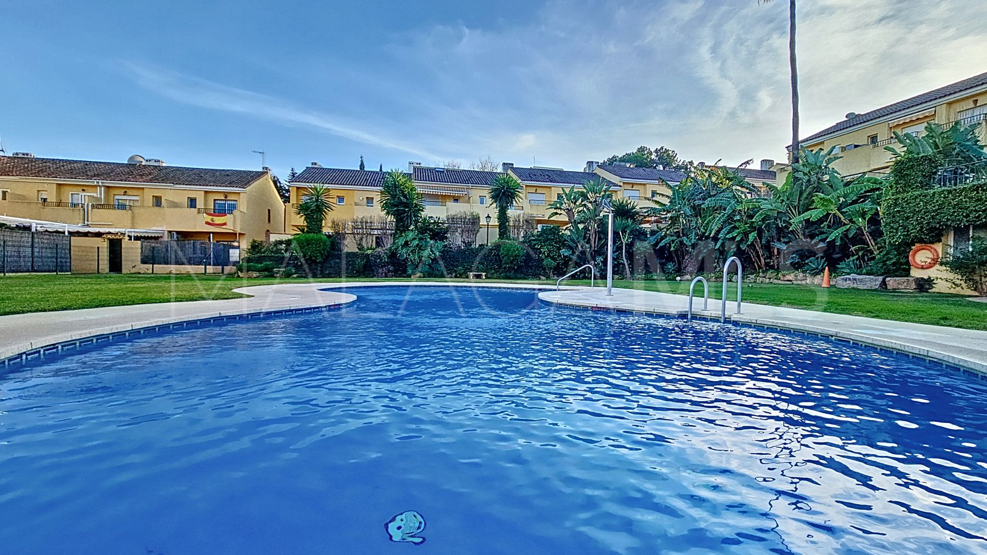 Radhus for sale in El Padron