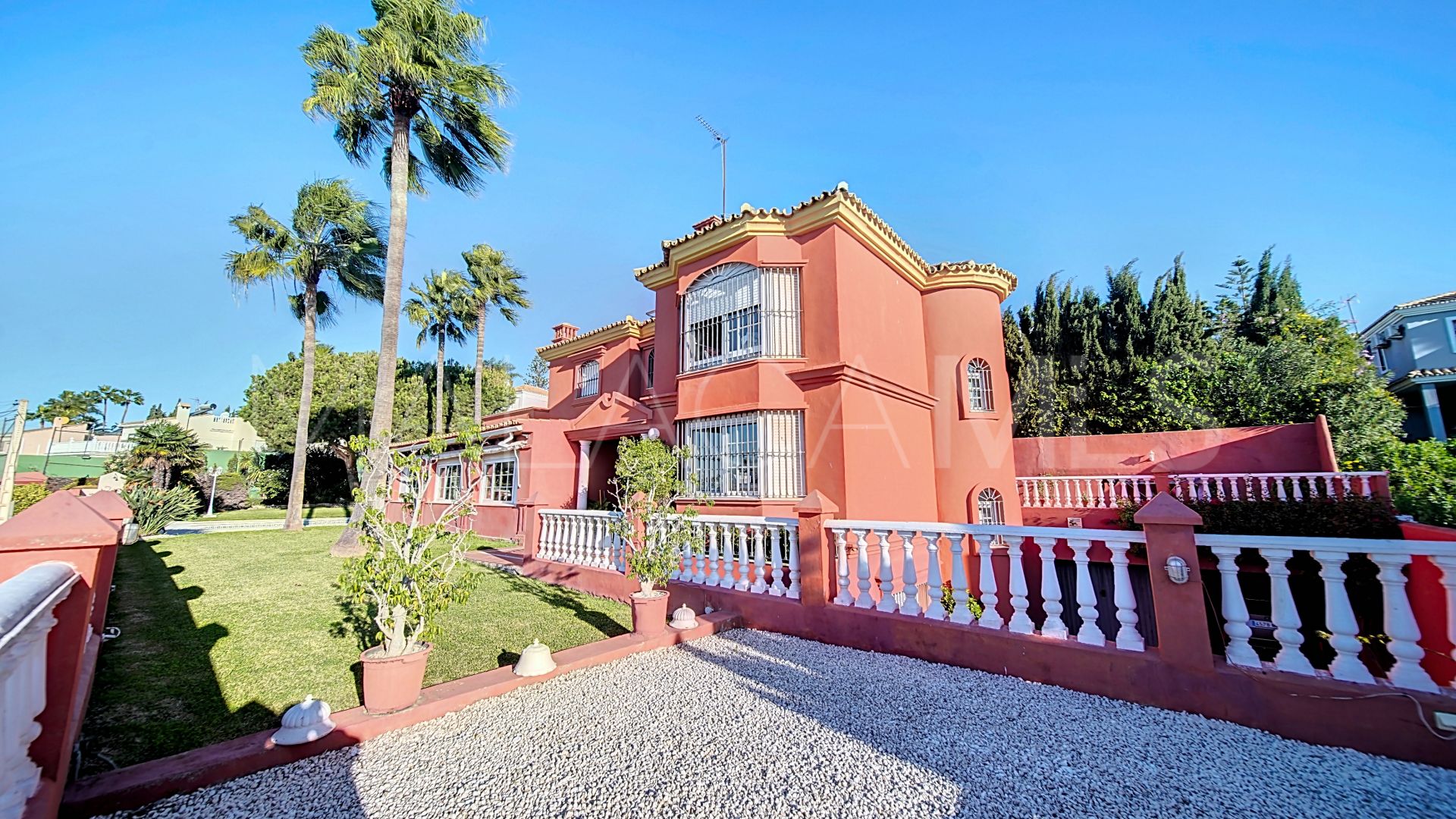 Se vende villa with 6 bedrooms in Seghers