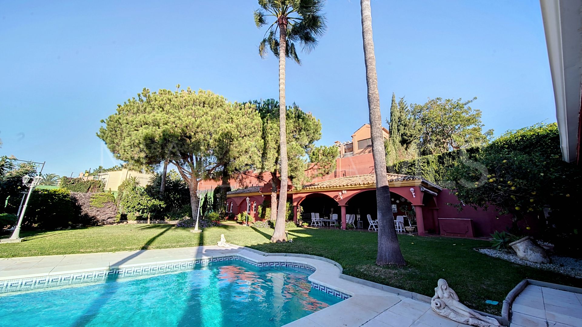 Se vende villa with 6 bedrooms in Seghers