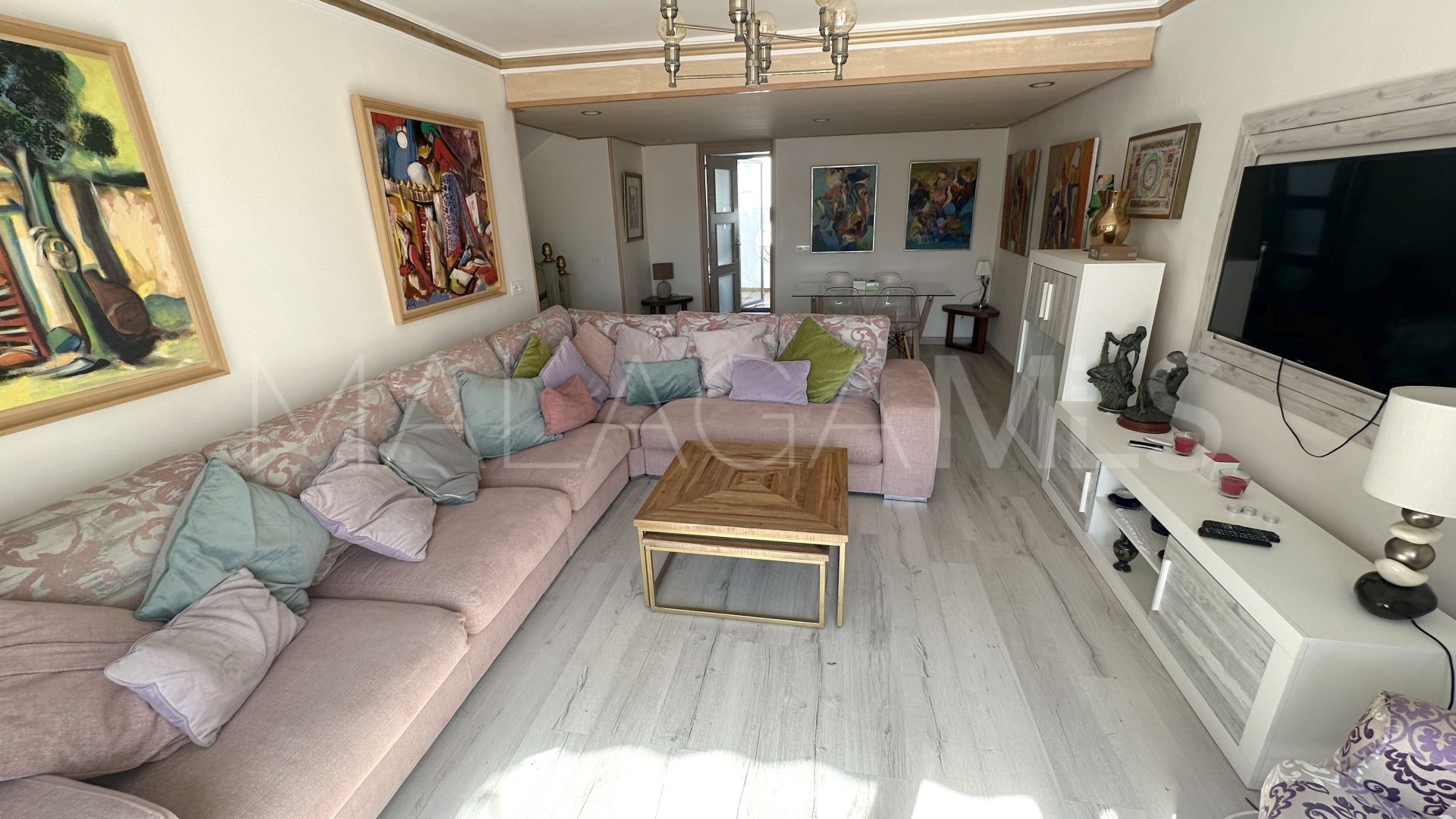 Radhus for sale in Albayalde