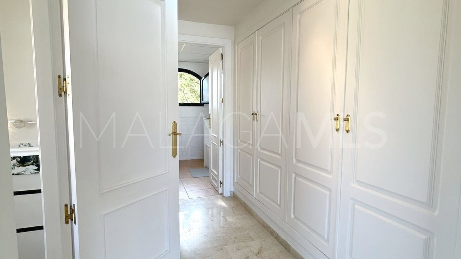Selwo, atico duplex for sale with 3 bedrooms