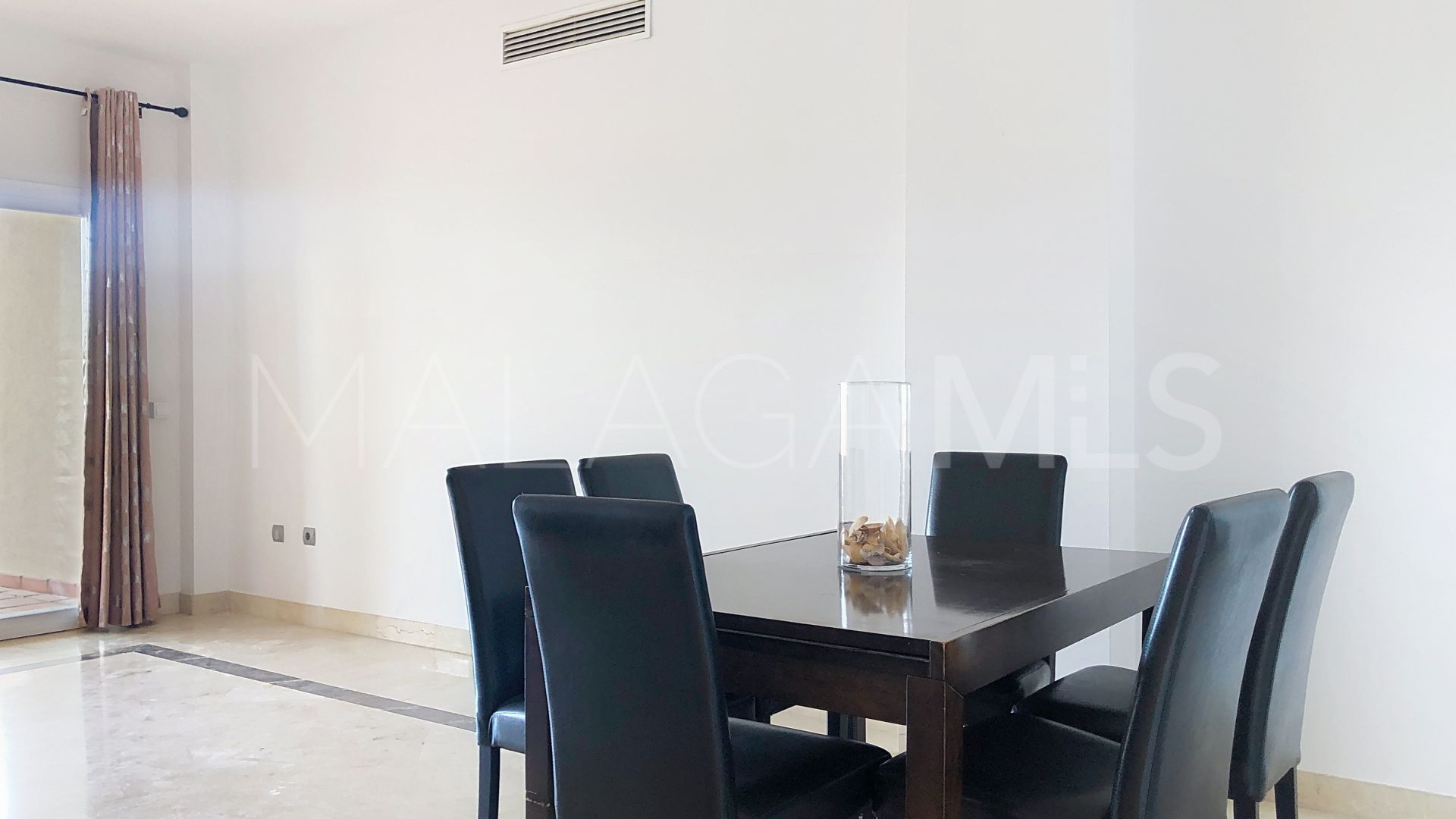 For sale 3 bedrooms apartment in Toscana Hills