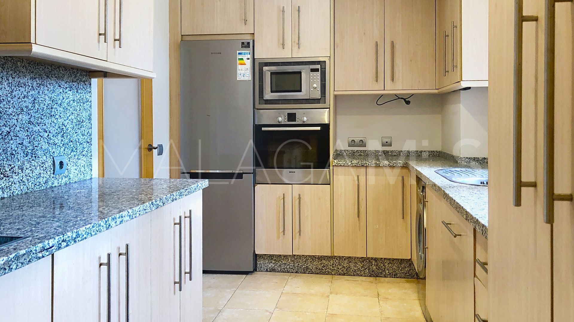 For sale 3 bedrooms apartment in Toscana Hills