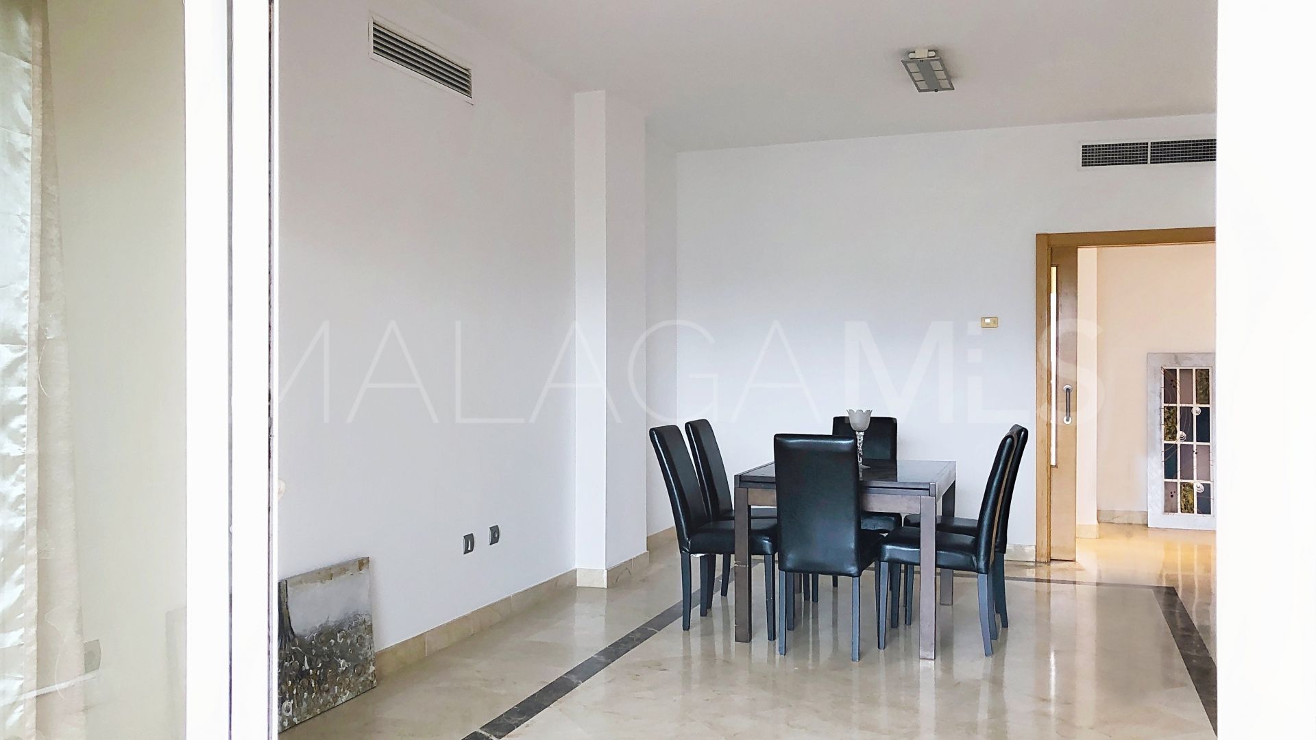 For sale 3 bedrooms apartment in Toscana Hills