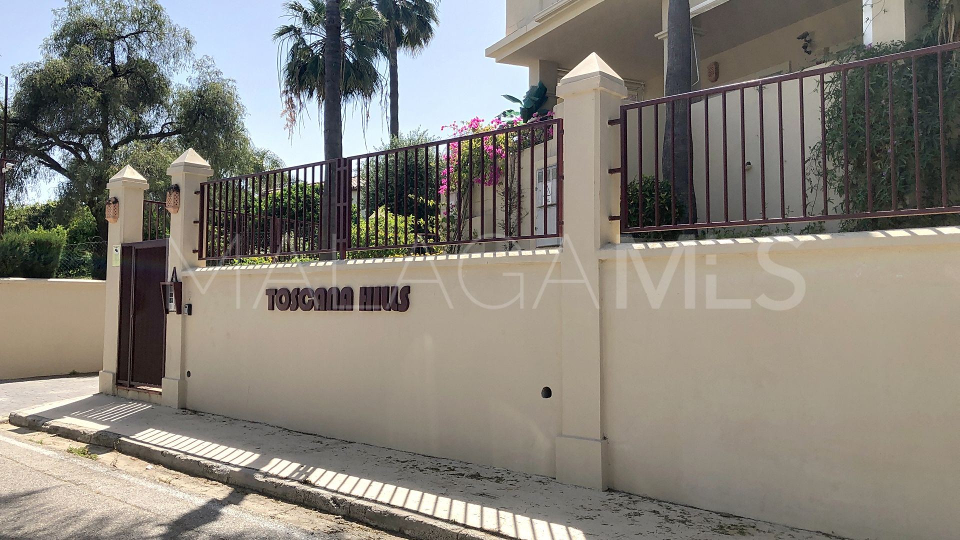 For sale 3 bedrooms apartment in Toscana Hills