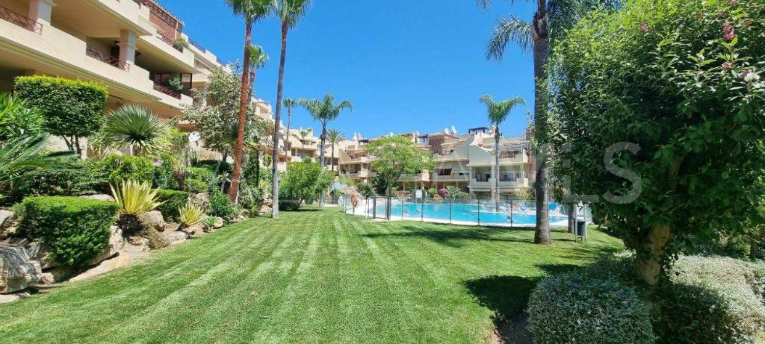 For sale 3 bedrooms apartment in Toscana Hills