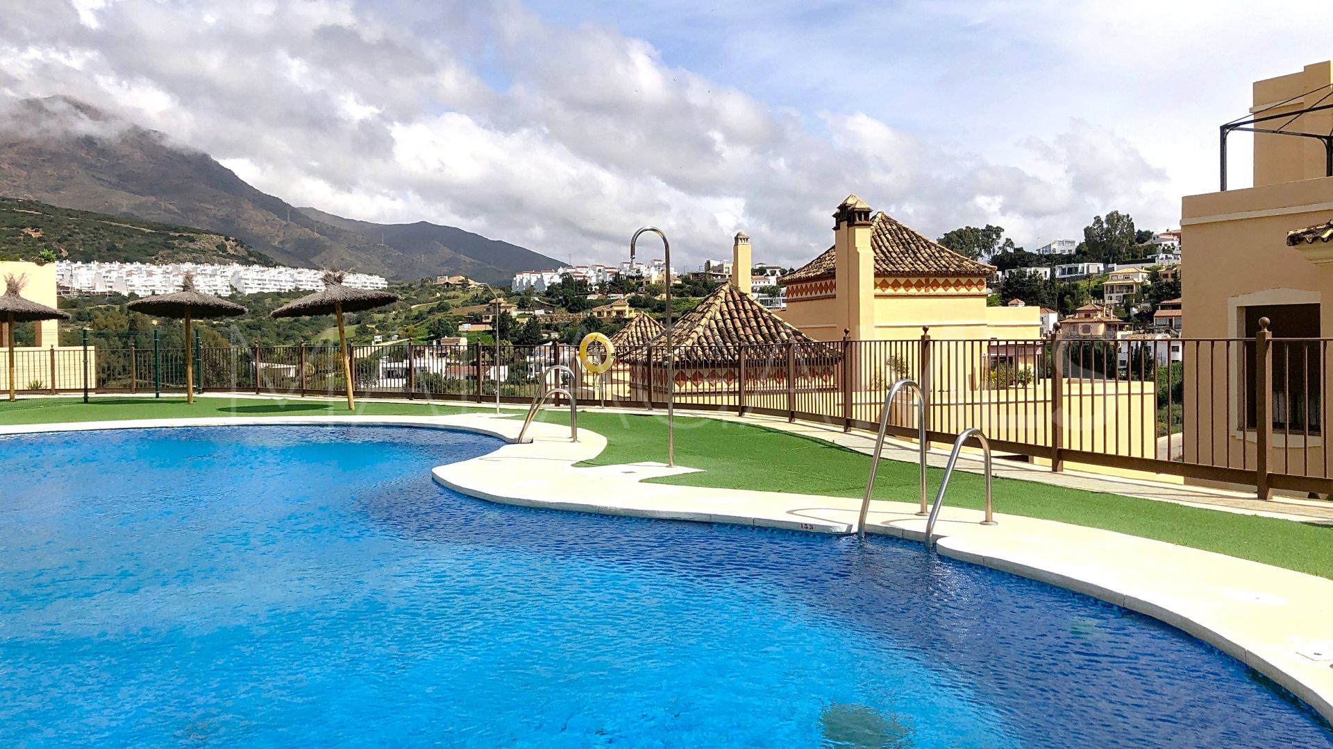 Azata Golf, apartamento for sale with 3 bedrooms