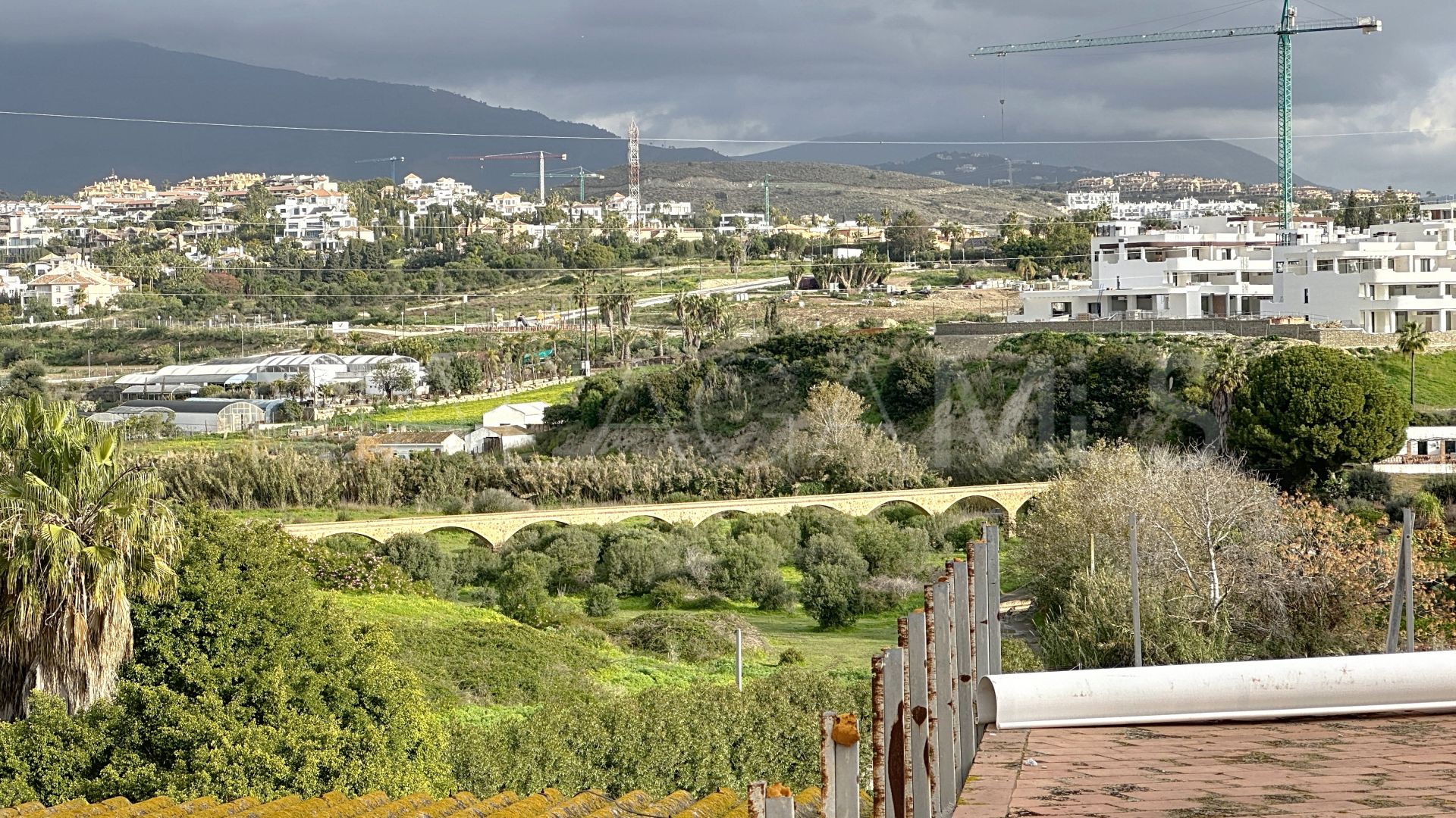 Commercial for sale in Cancelada
