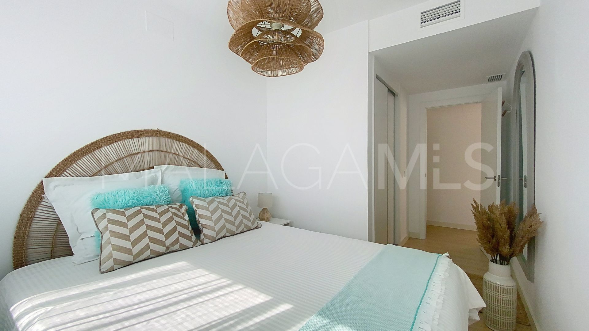 3 bedrooms Estepona Centre penthouse for sale