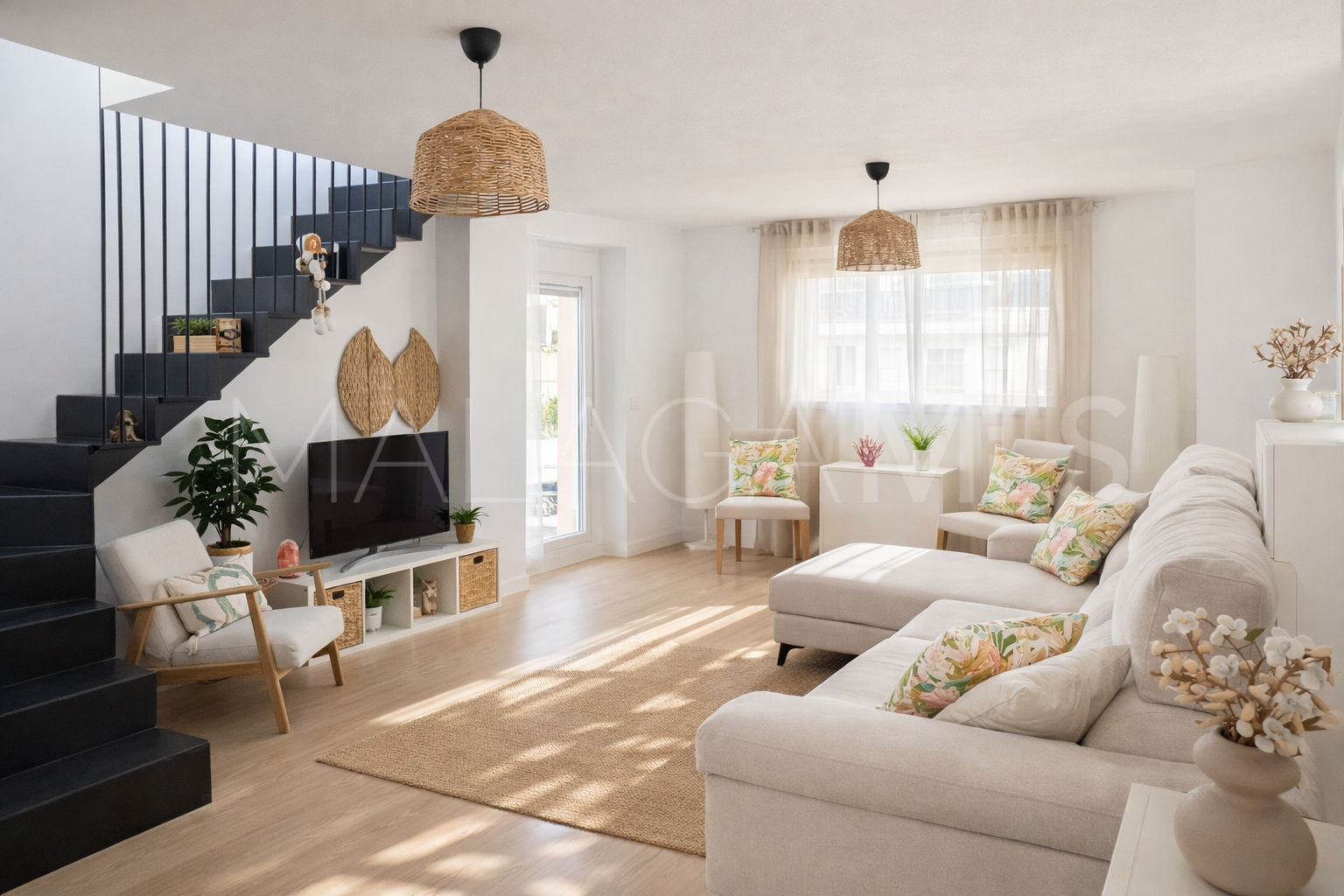 3 bedrooms Estepona Centre penthouse for sale