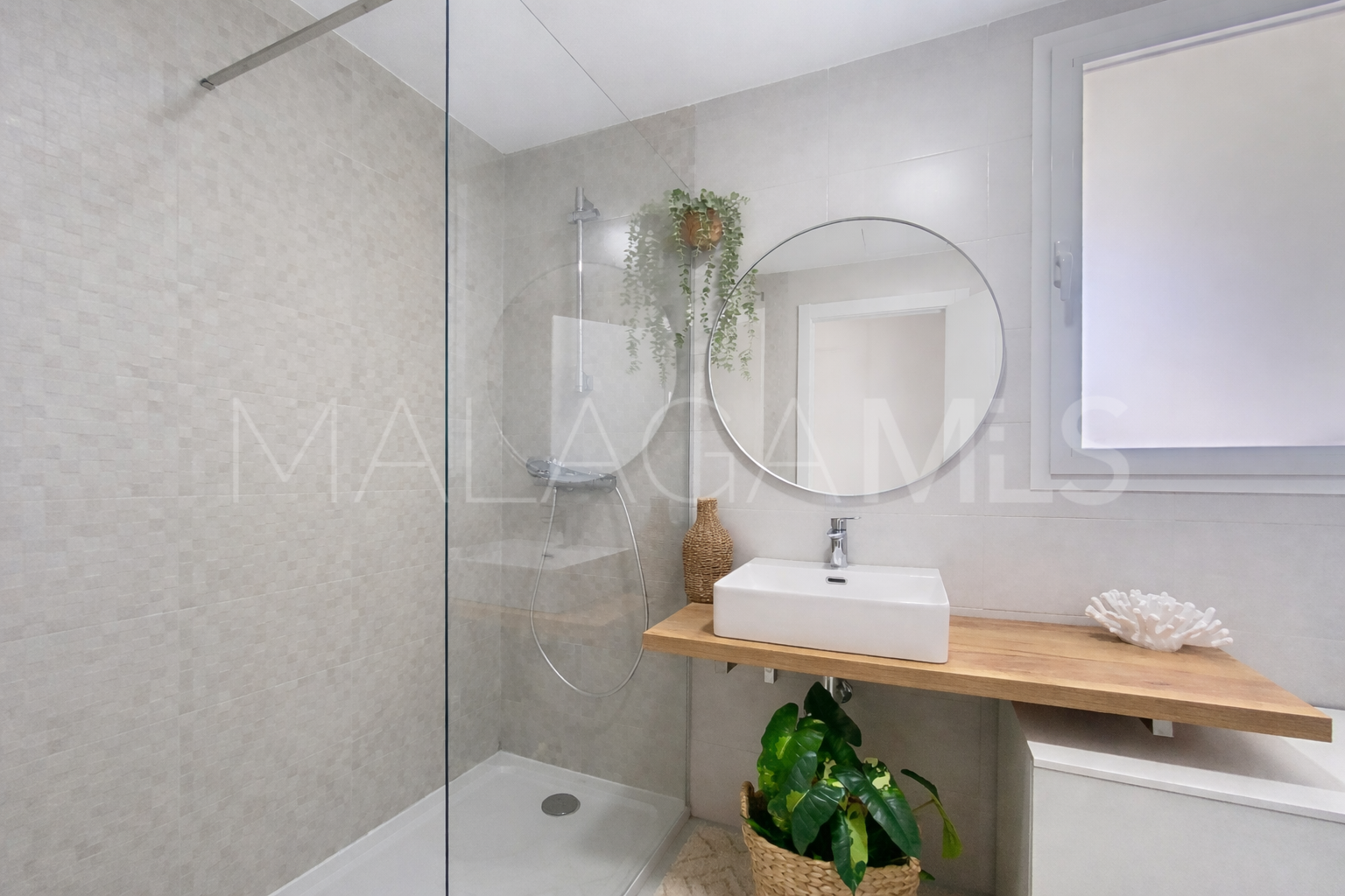 3 bedrooms Estepona Centre penthouse for sale