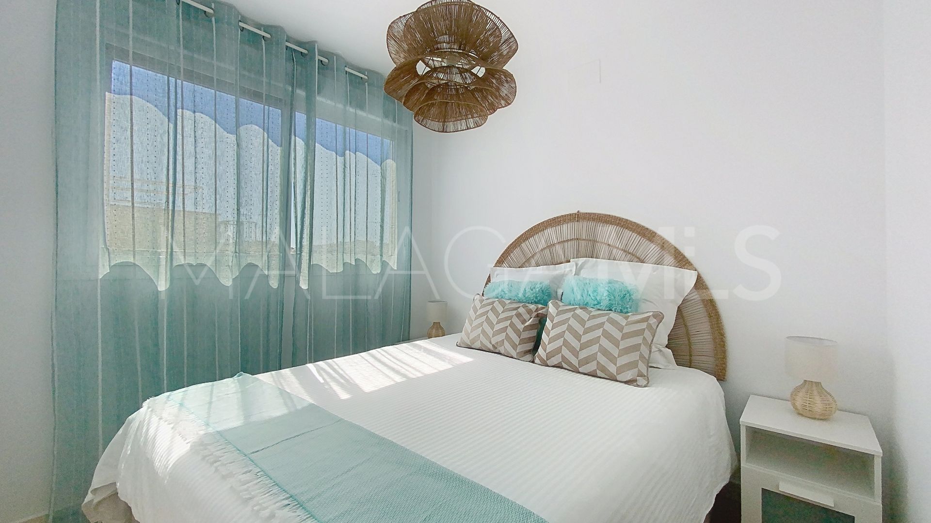3 bedrooms Estepona Centre penthouse for sale