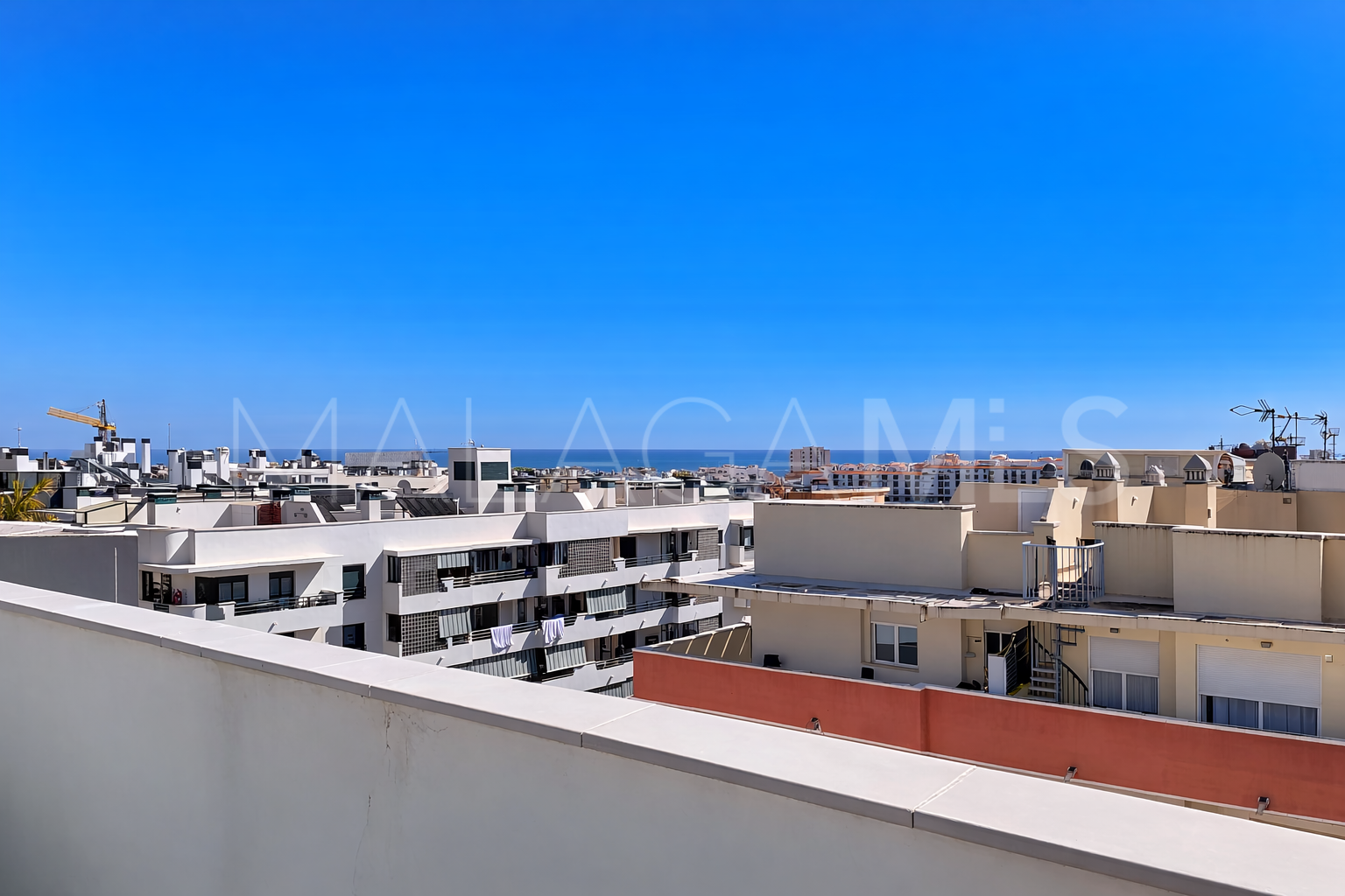 3 bedrooms Estepona Centre penthouse for sale