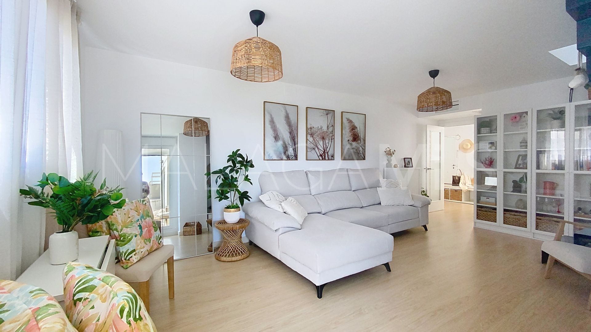 3 bedrooms Estepona Centre penthouse for sale