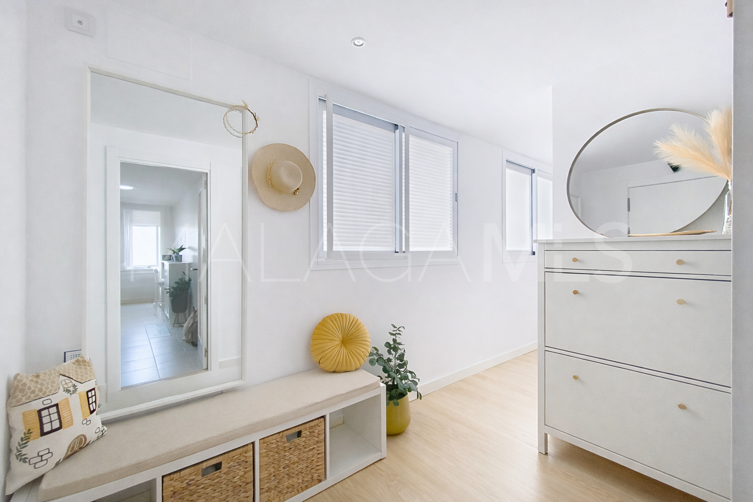 3 bedrooms Estepona Centre penthouse for sale