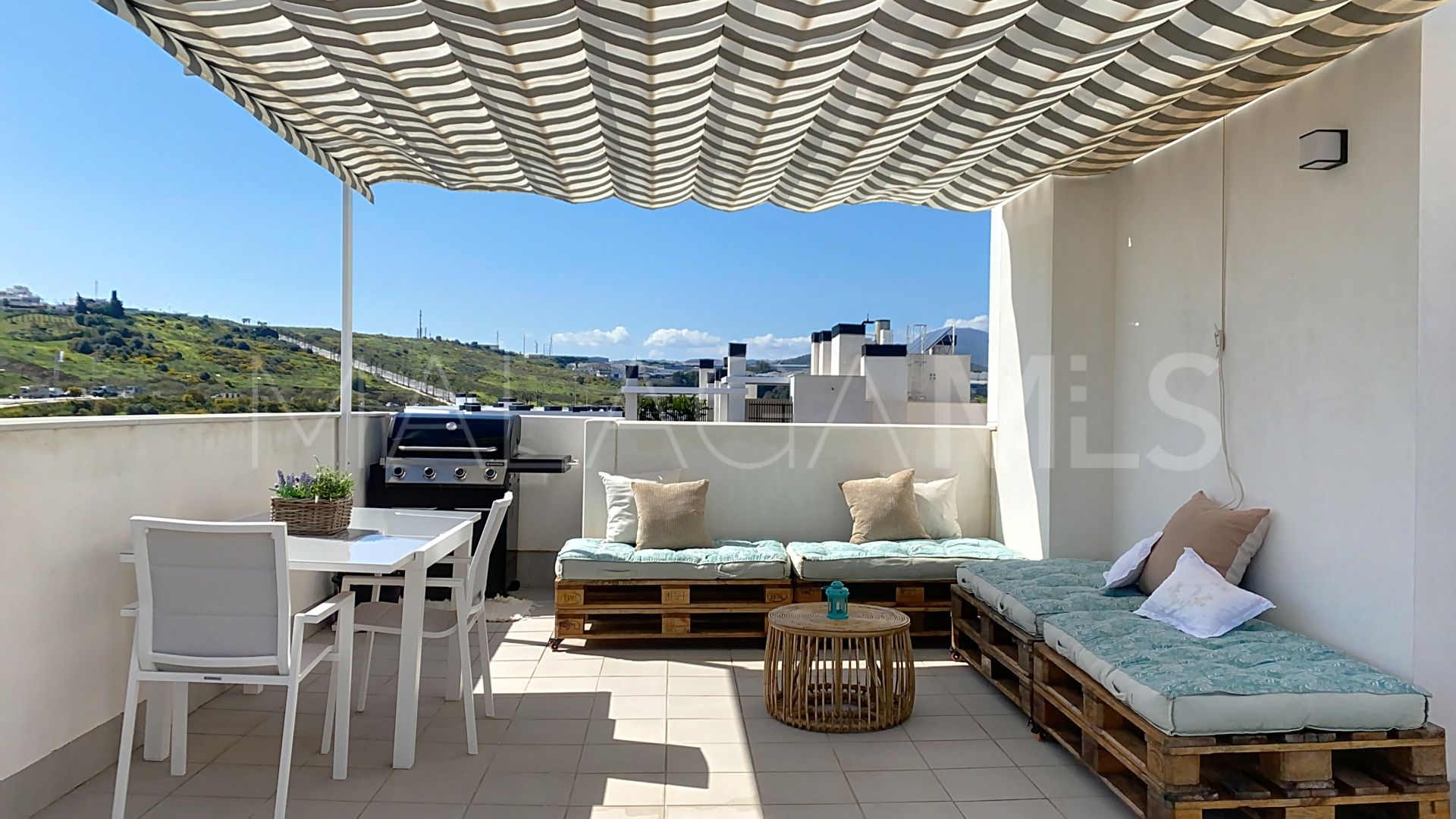 3 bedrooms Estepona Centre penthouse for sale