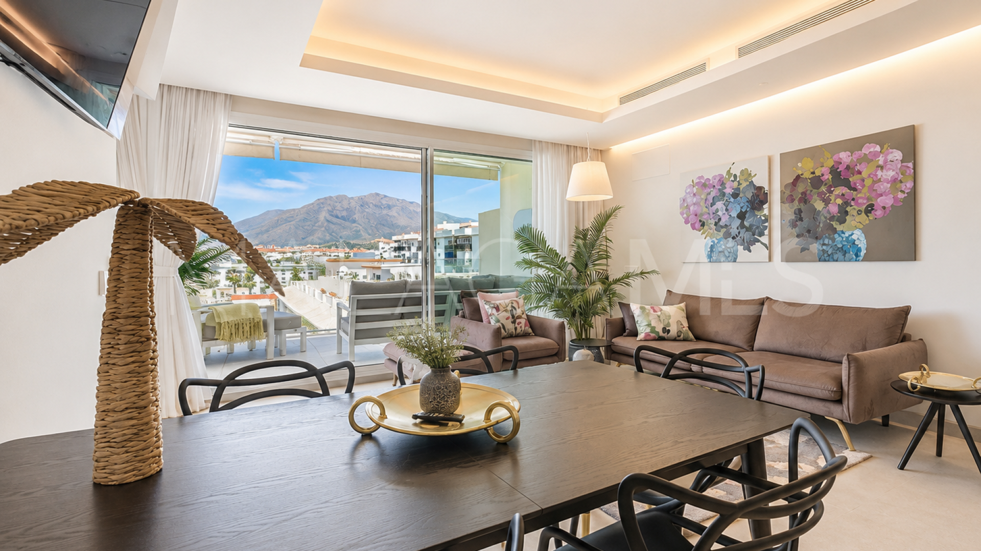Buy apartment with 2 bedrooms in Darya