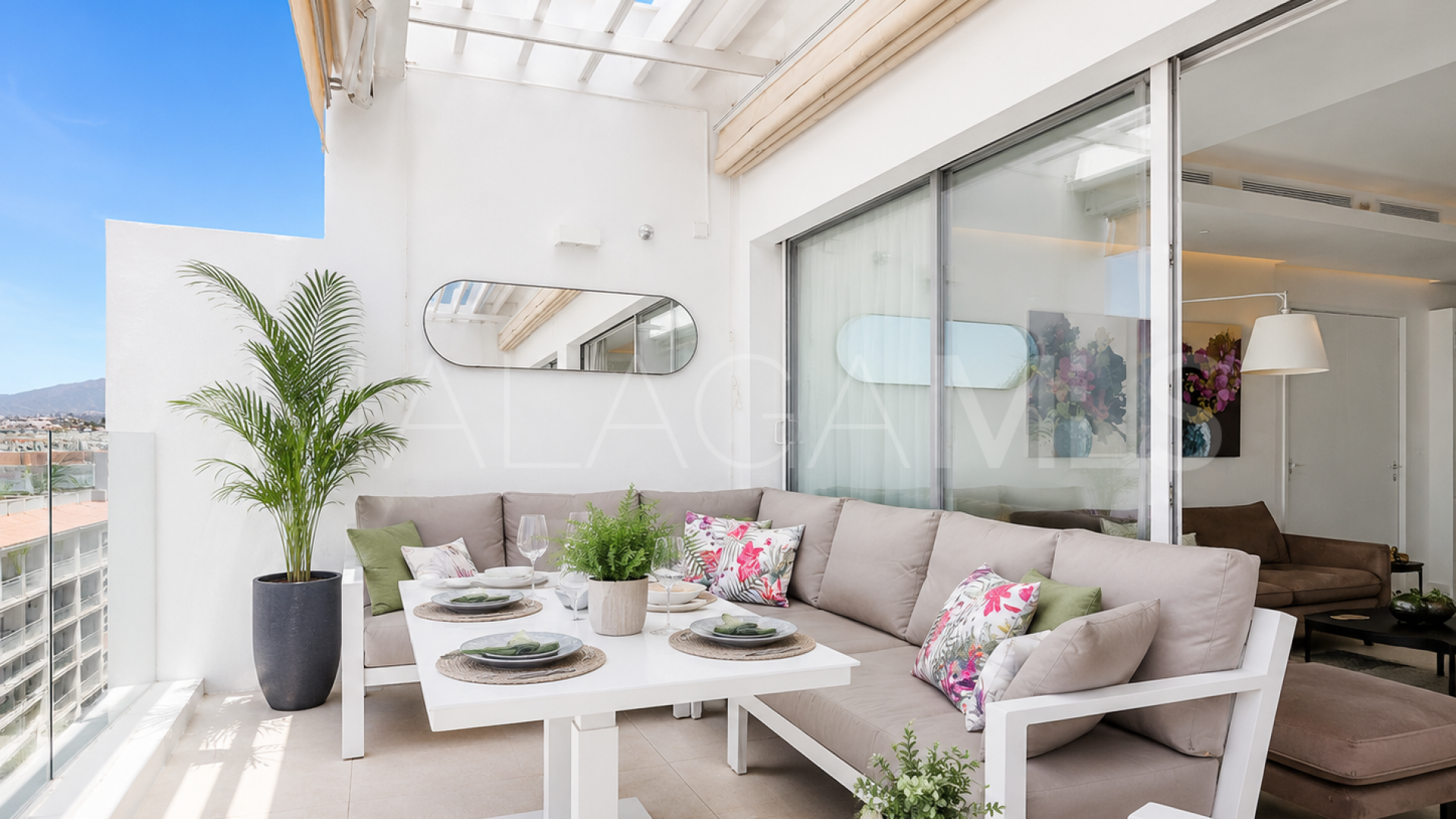 Buy apartment with 2 bedrooms in Darya