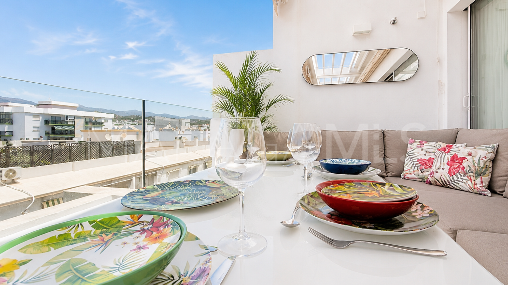 Buy apartment with 2 bedrooms in Darya