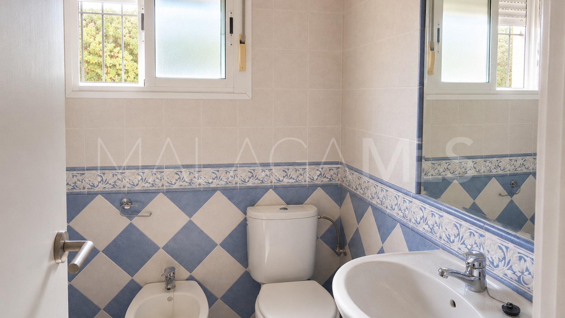 Villa for sale in Paraiso Medio