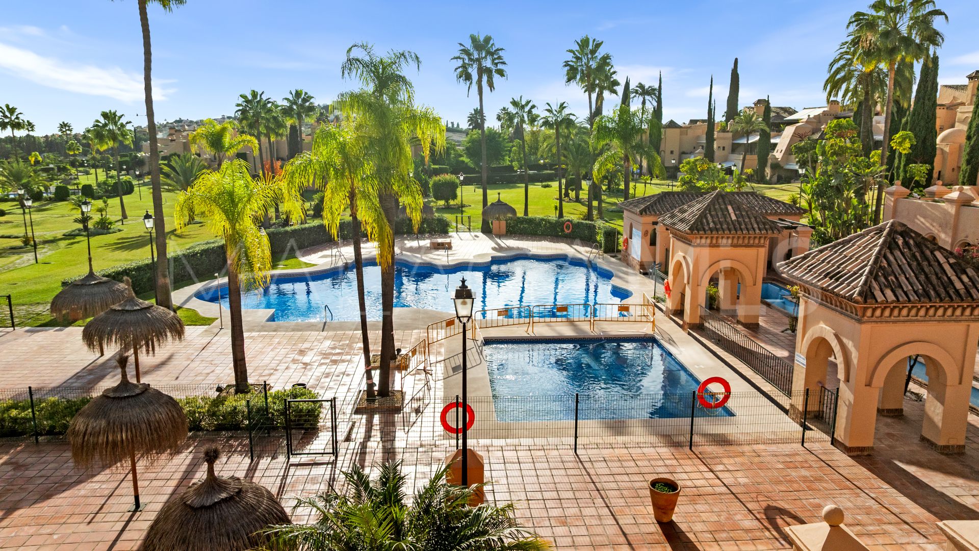 Zweistöckiges penthouse for sale in La Cartuja del Golf
