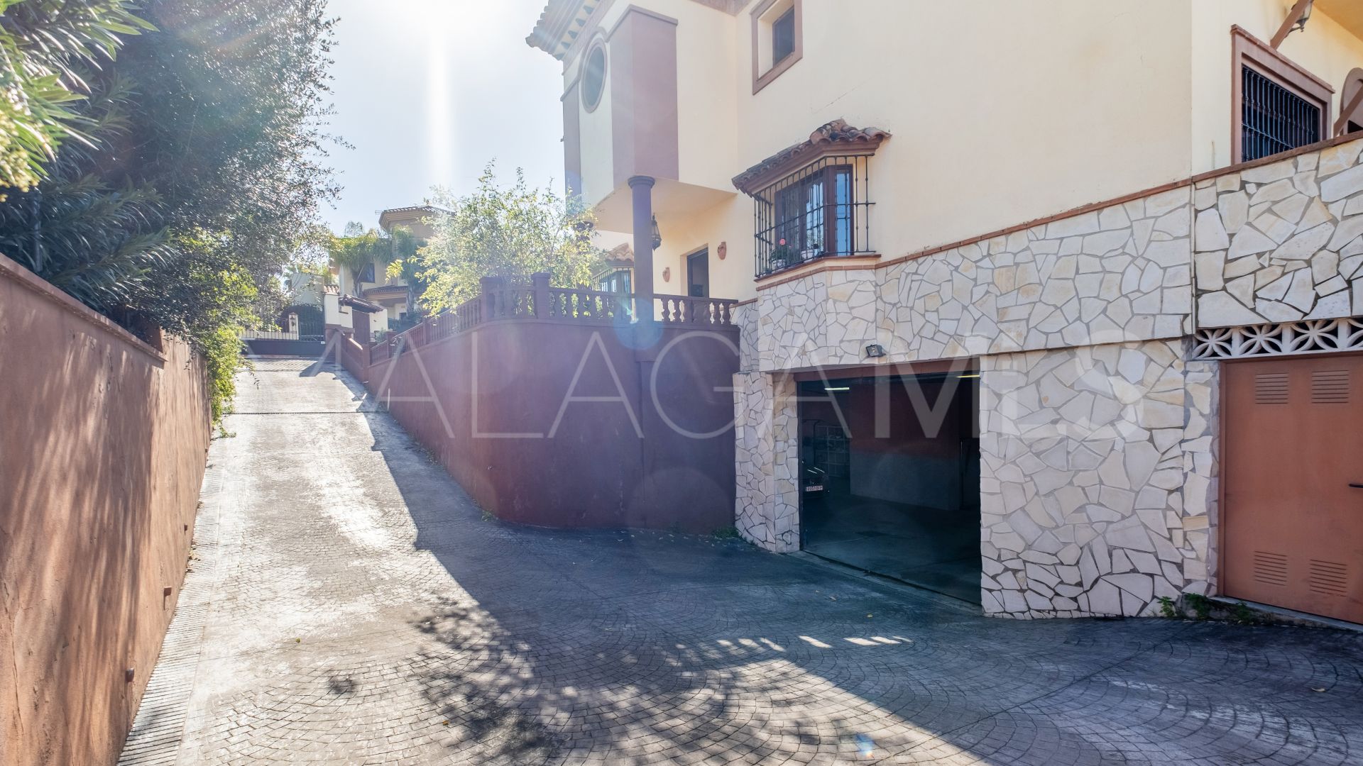 Villa in San Pedro de Alcantara for sale