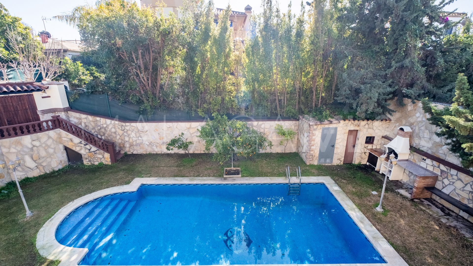 Villa in San Pedro de Alcantara for sale