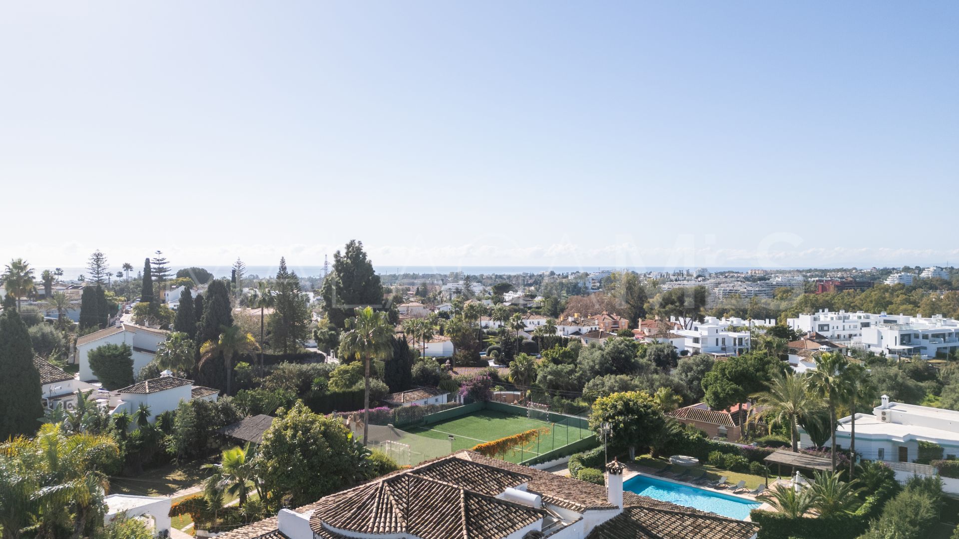 Villa in San Pedro de Alcantara for sale