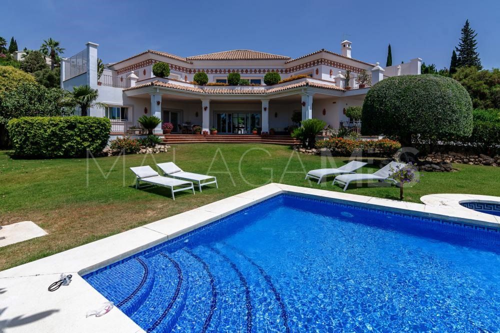 Villa for sale in El Paraiso