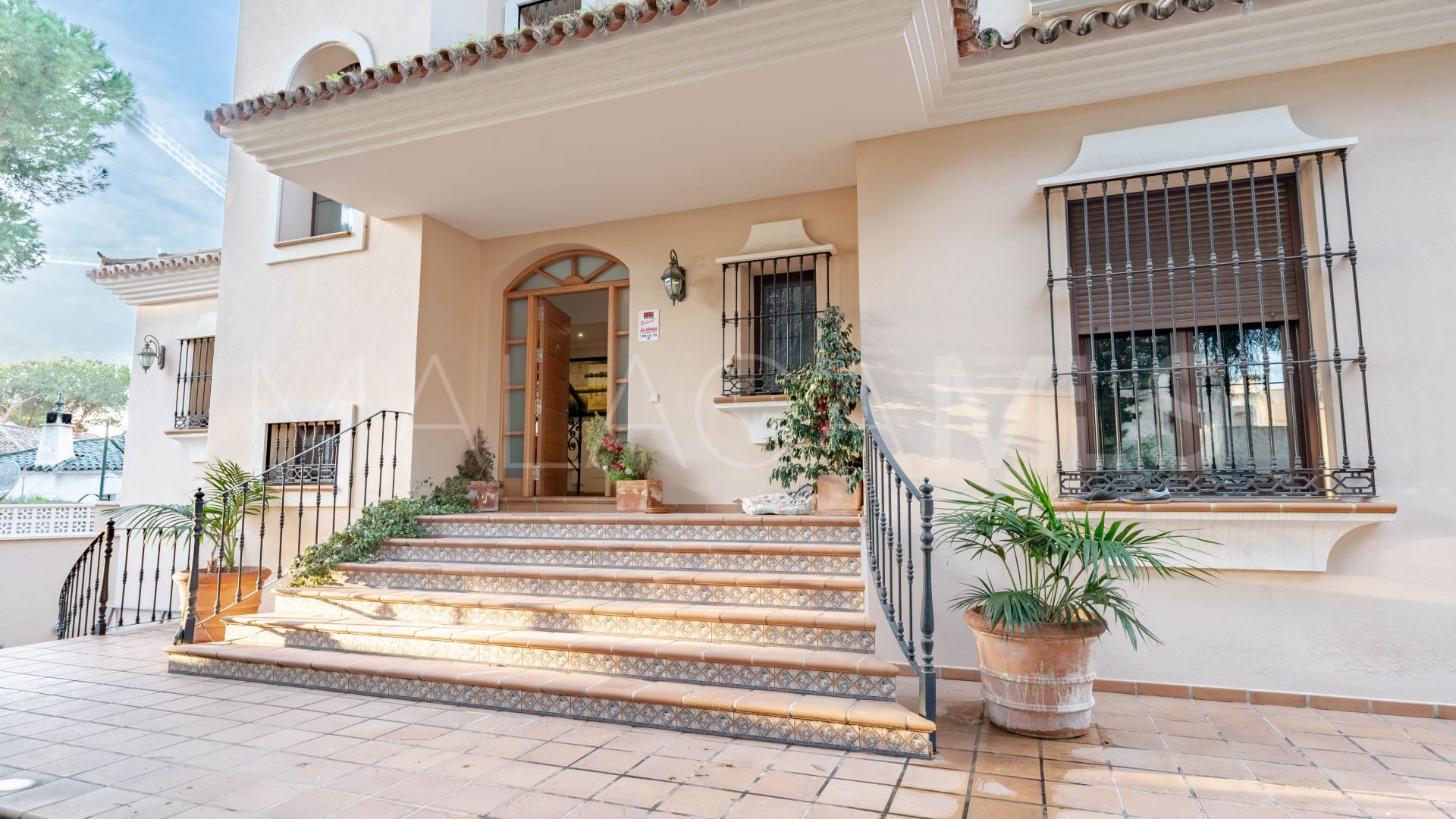 Costabella, villa de 4 bedrooms for sale