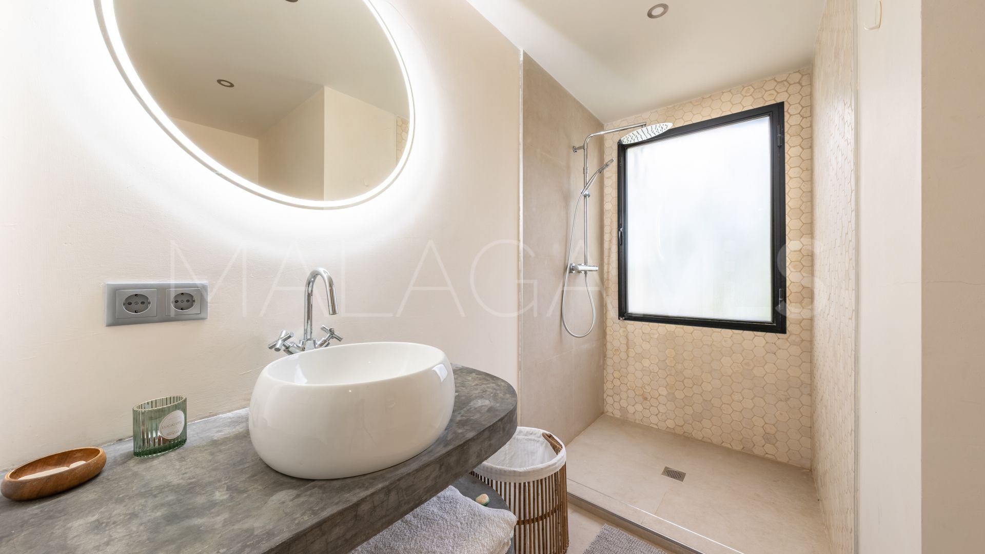 Villa for sale in Atalaya