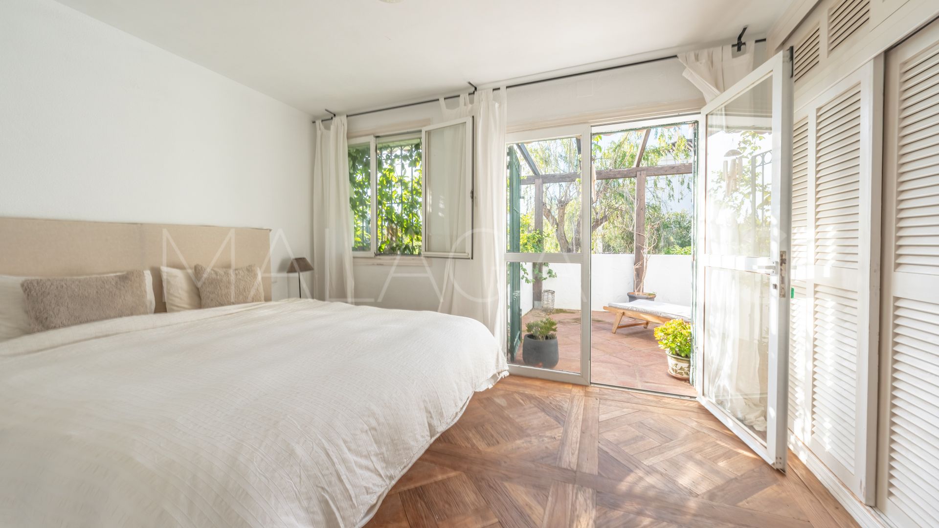 Villa for sale in Atalaya