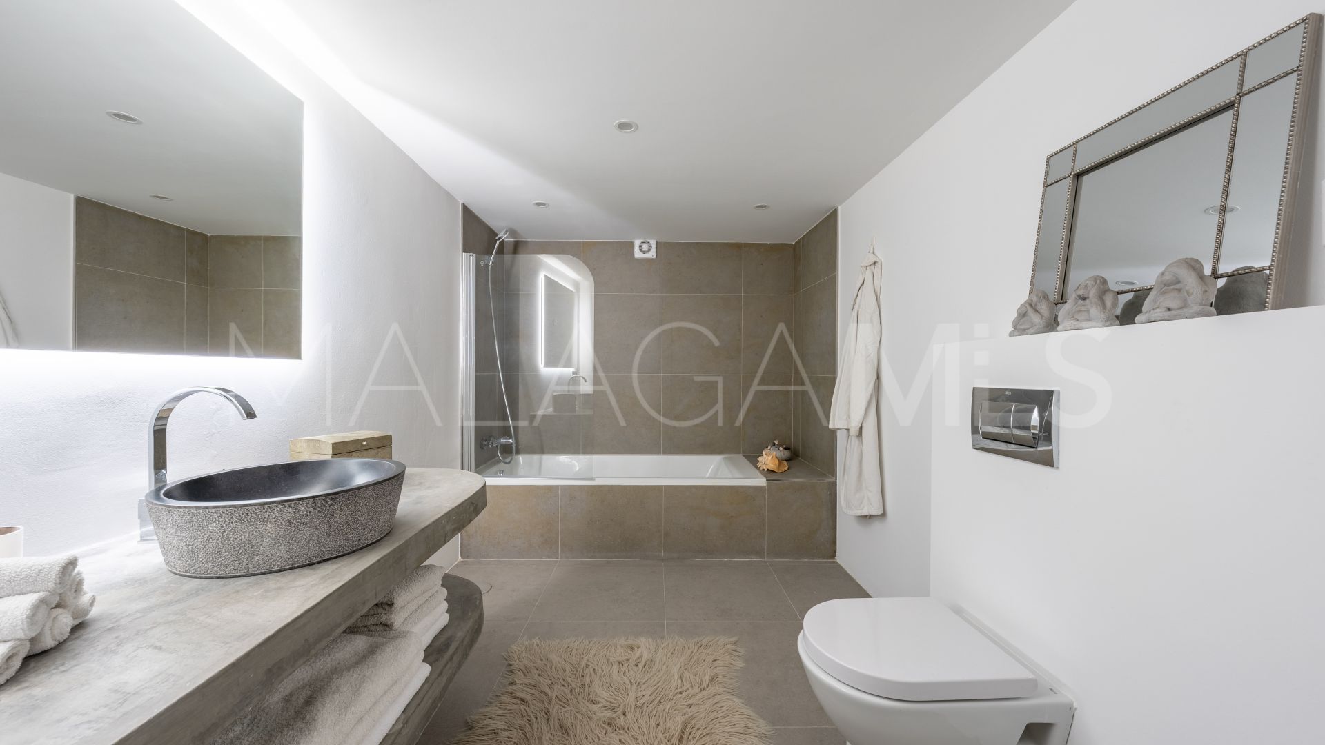 Villa for sale in Atalaya