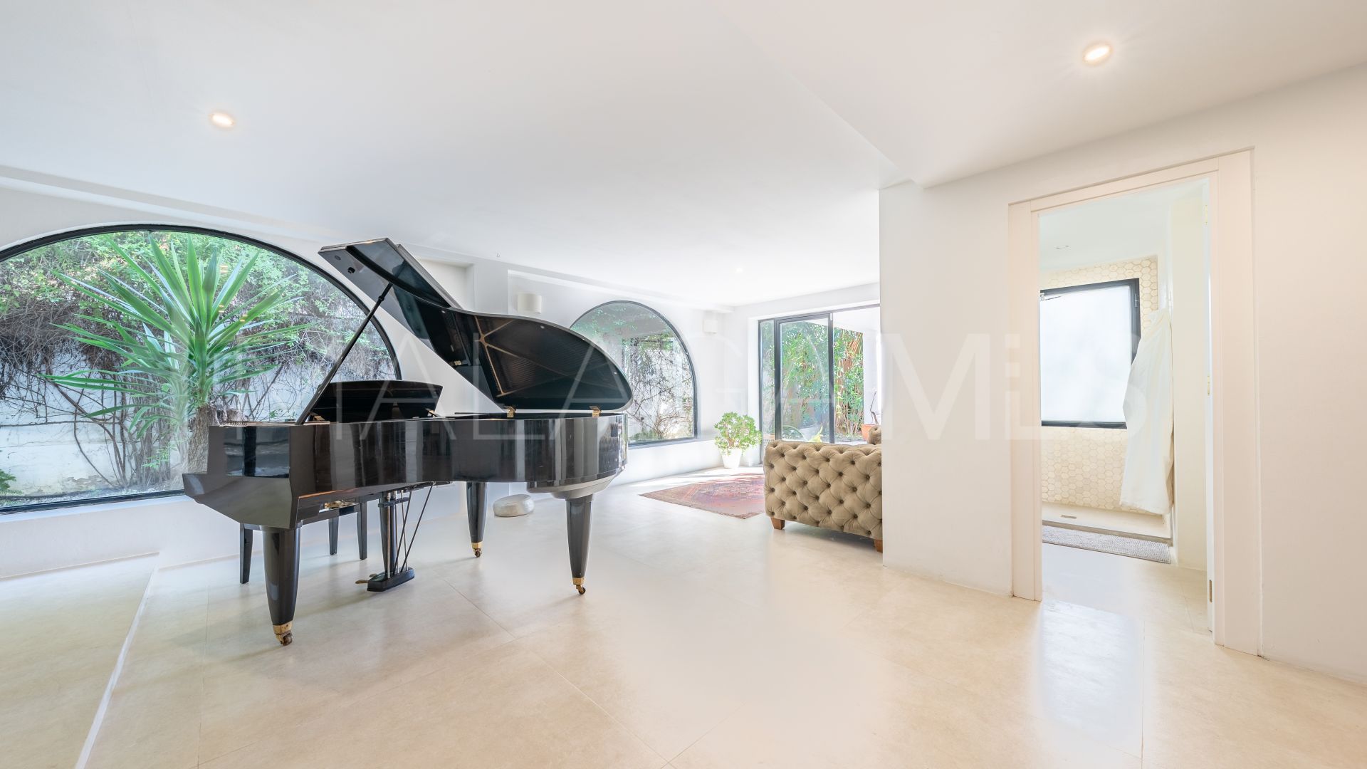 Villa for sale in Atalaya