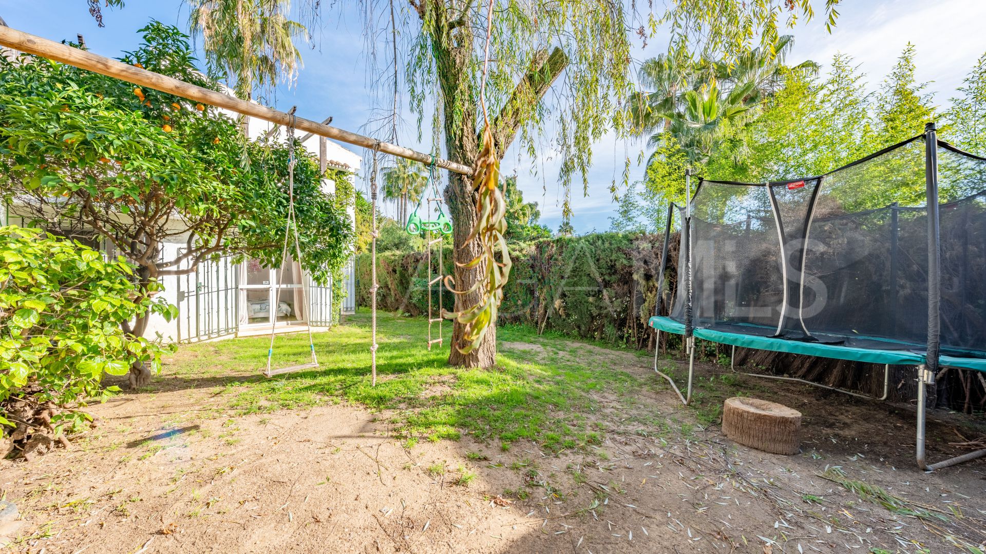 Villa for sale in Atalaya