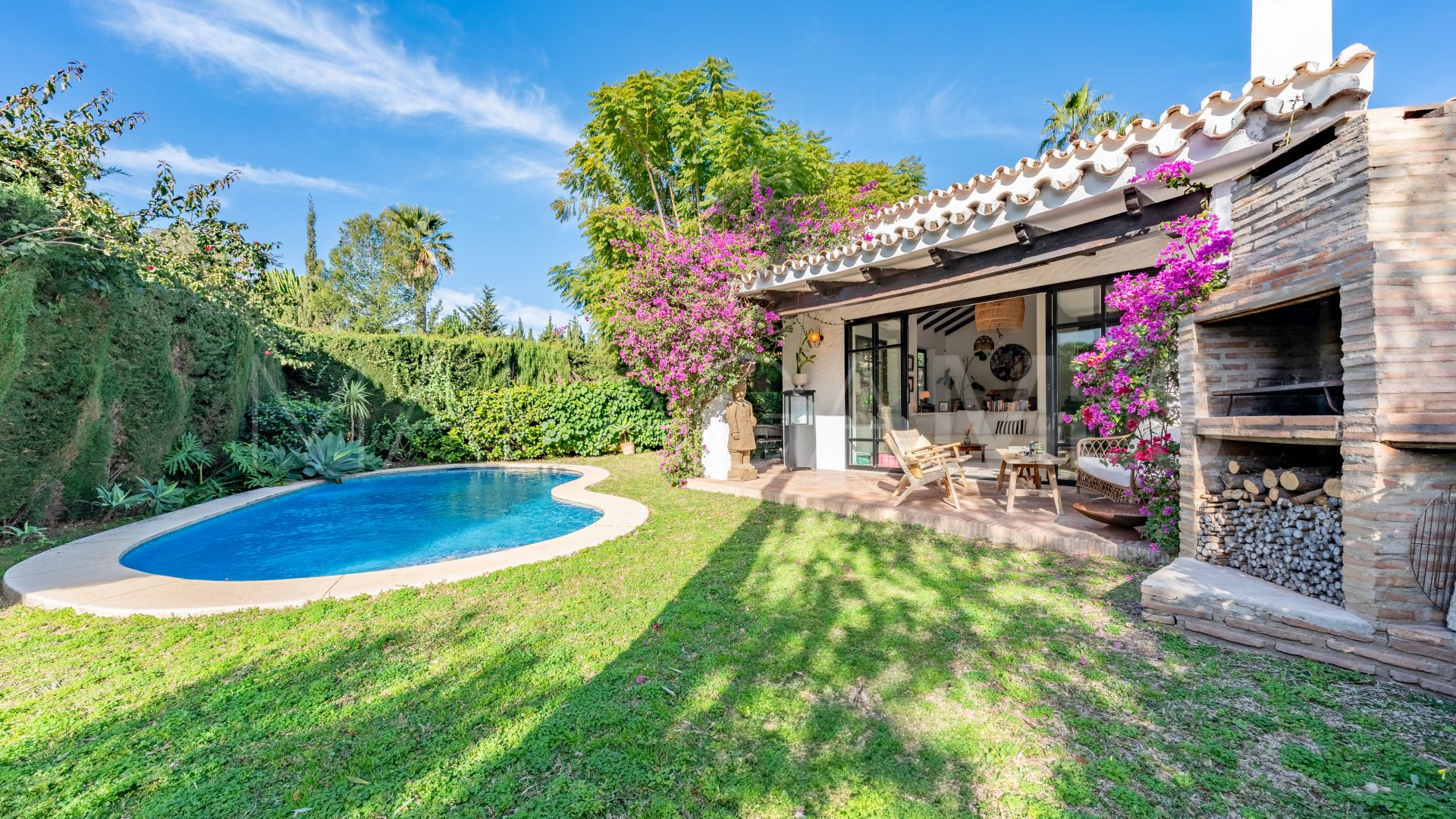 Villa for sale in Atalaya