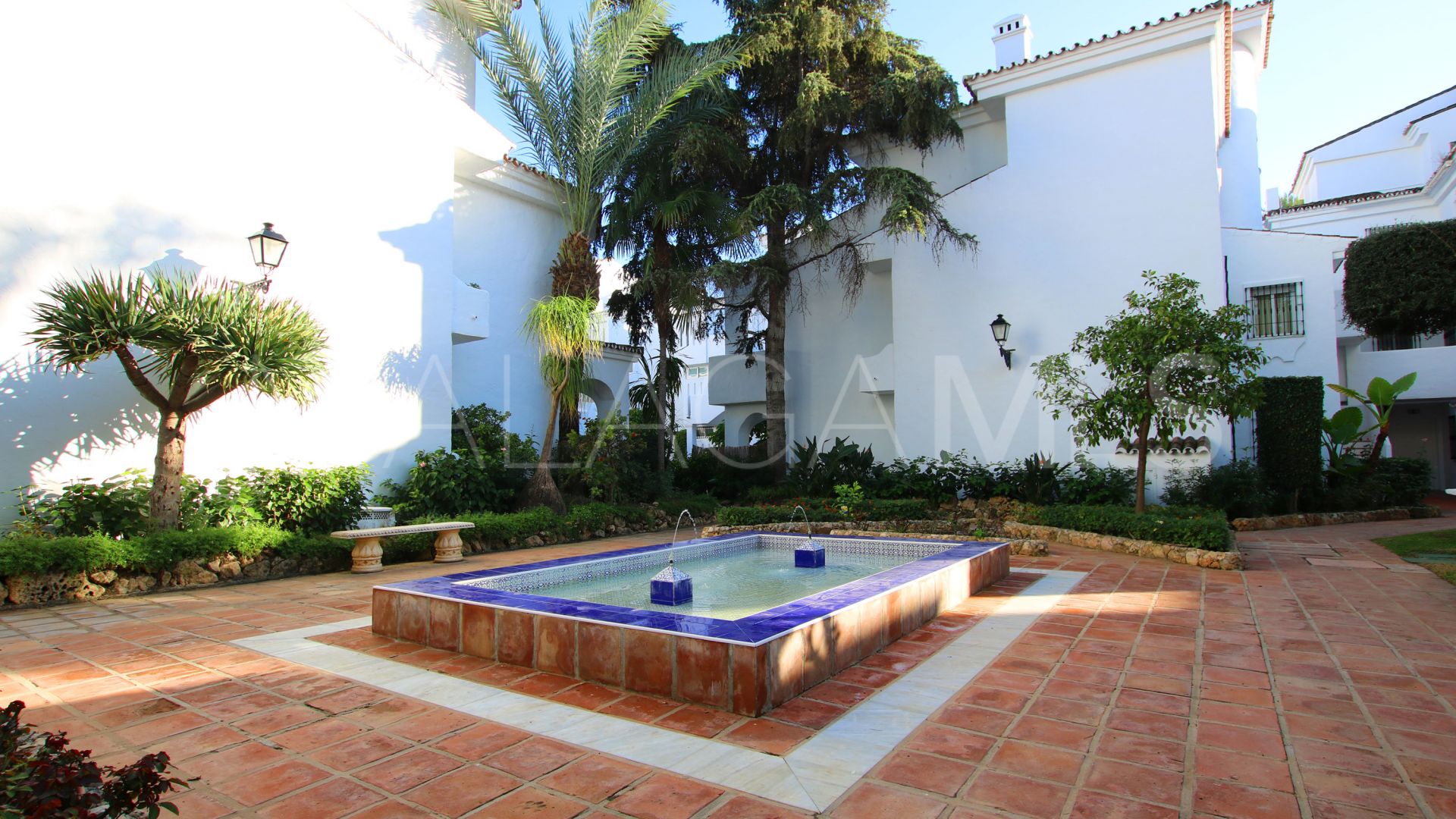 Buy Los Naranjos de Marbella duplex penthouse