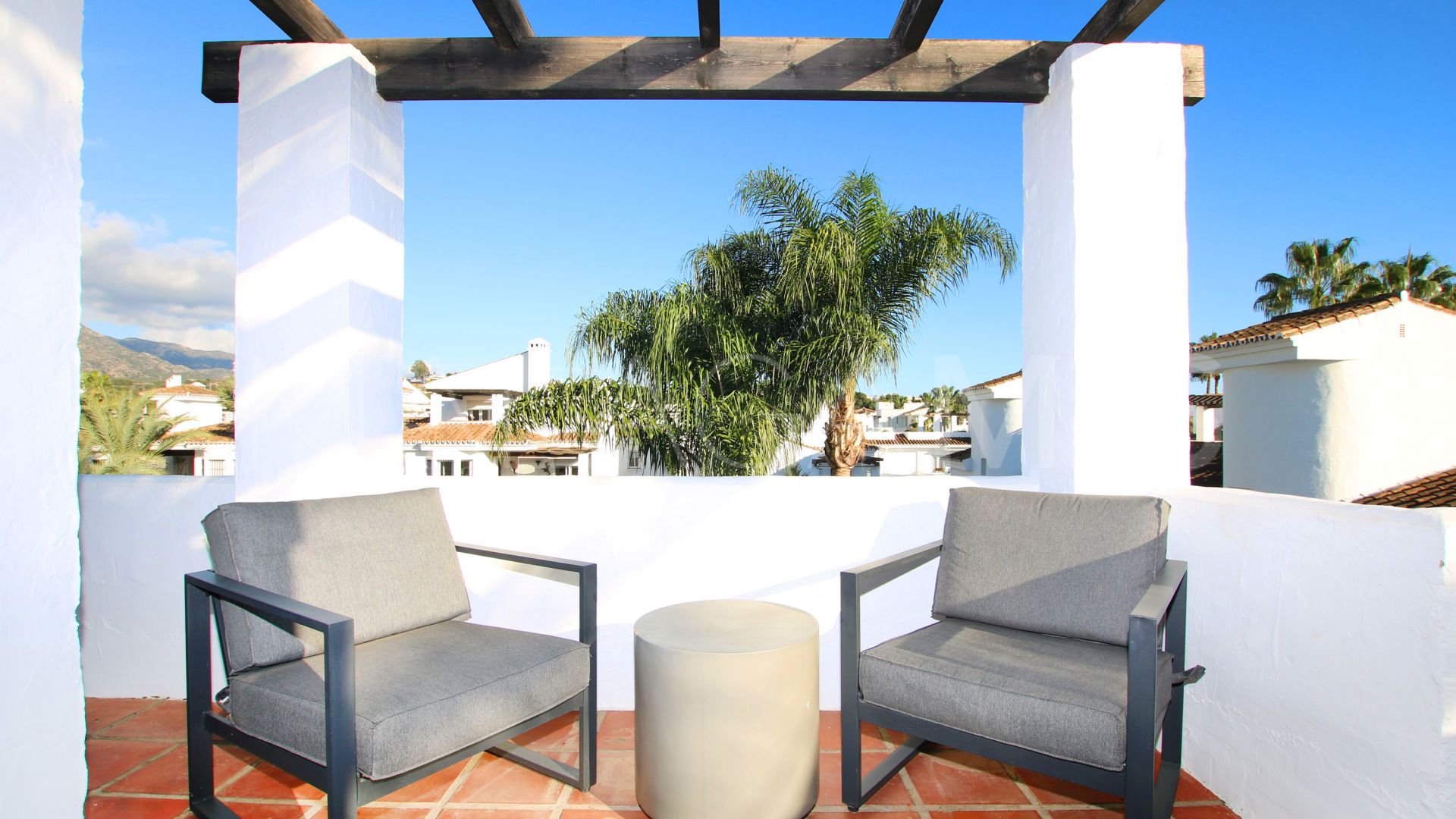 Buy Los Naranjos de Marbella duplex penthouse