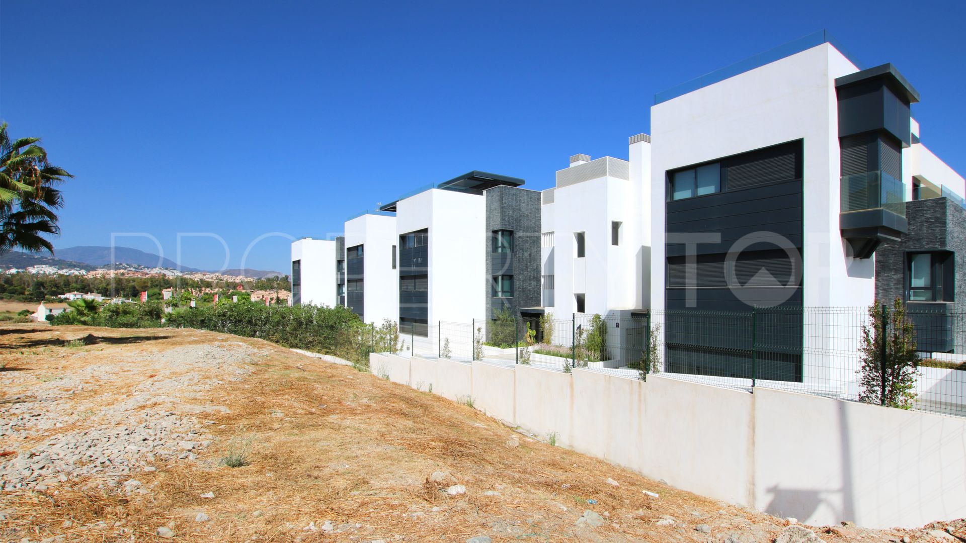 El Campanario Hills, atico con 2 dormitorios en venta